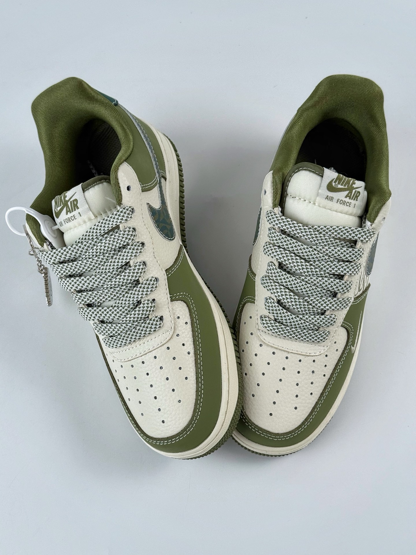 Nike Air Force 1 Low 07 x GUCCI 绿白小勾满天星 KK1988-094