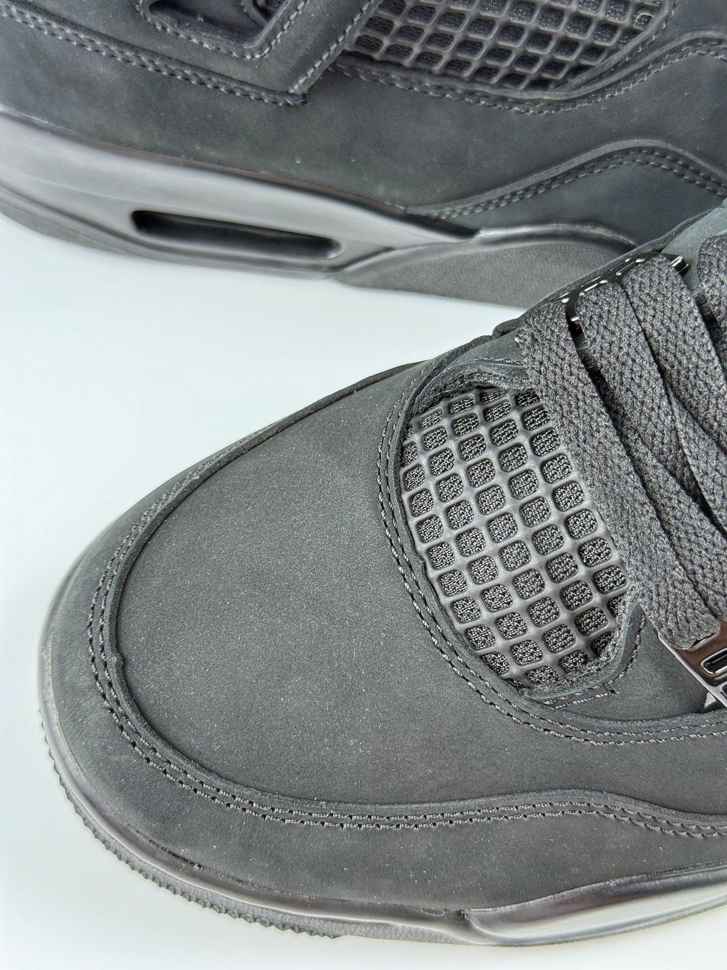 Nike Air Jordan 4 Retro 乔丹四代 “Black” 黑猫2025  FV5029-010