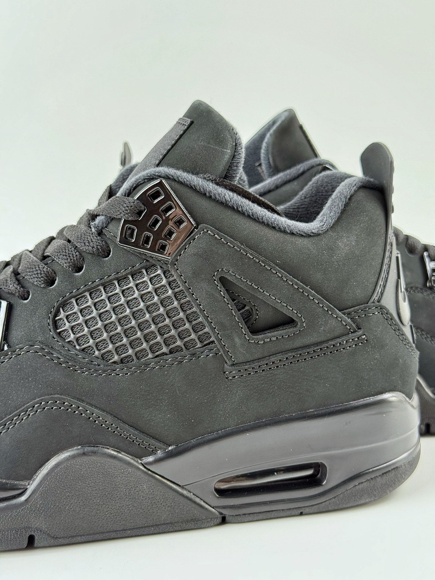 Nike Air Jordan 4 Retro 乔丹四代 “Black” 黑猫2025  FV5029-010