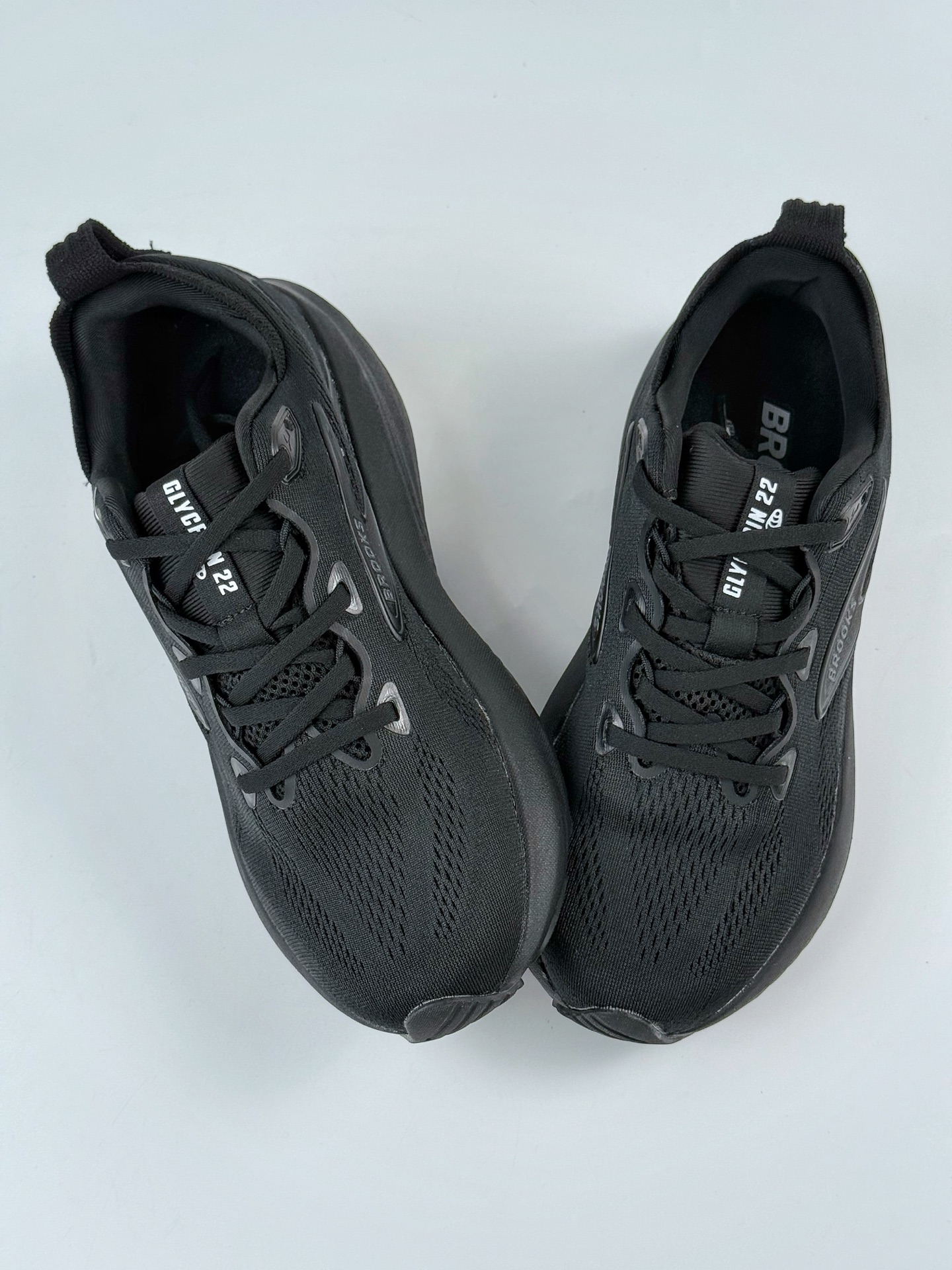 180 Brooks/布鲁克斯 Glycerin 22 低帮缓震运动慢跑鞋  110445 1D 020