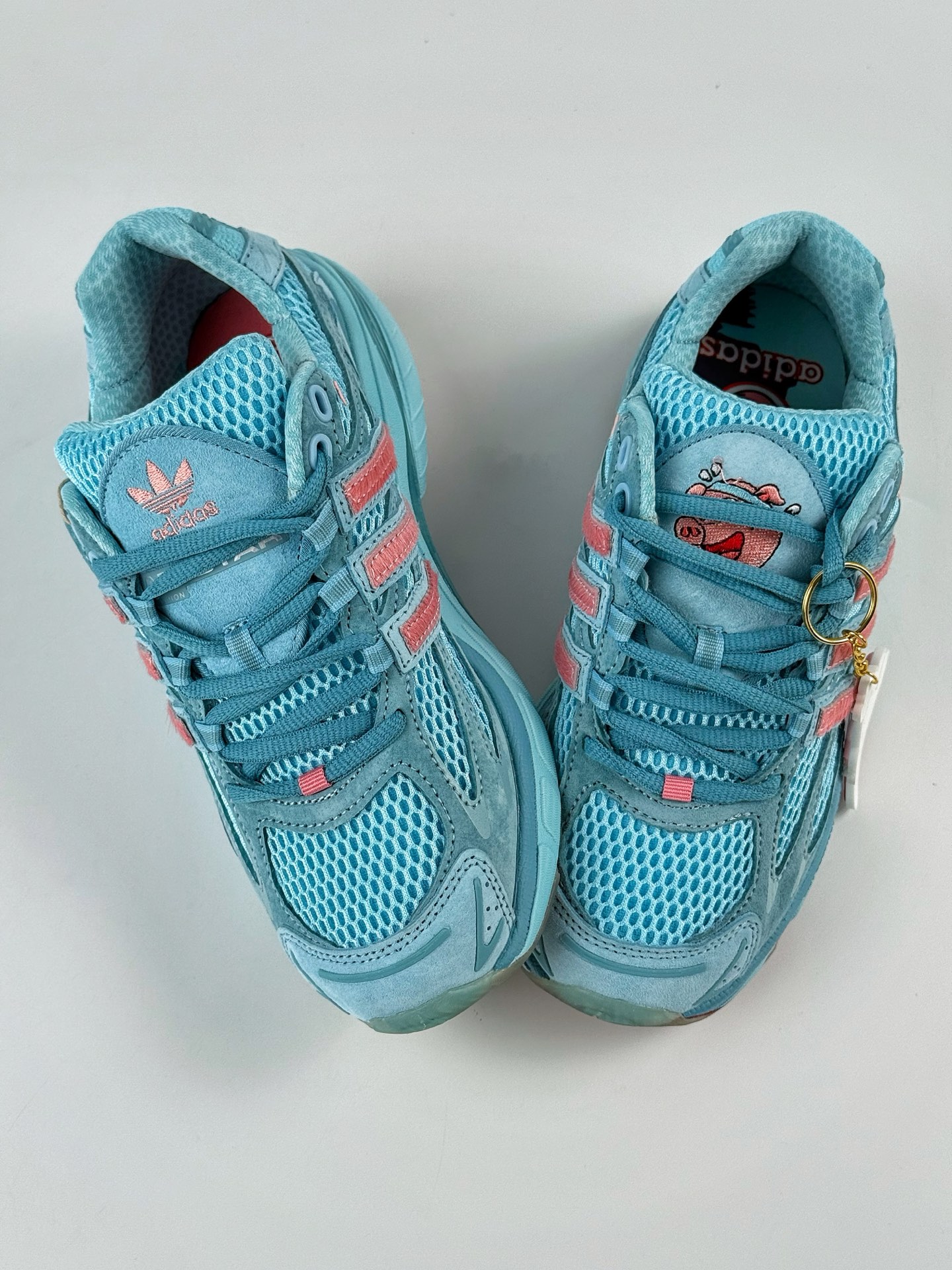 Unheardof x adidoriginals Adistar Cushion 3 “Captain Piggy” 蓝色  JS2973
