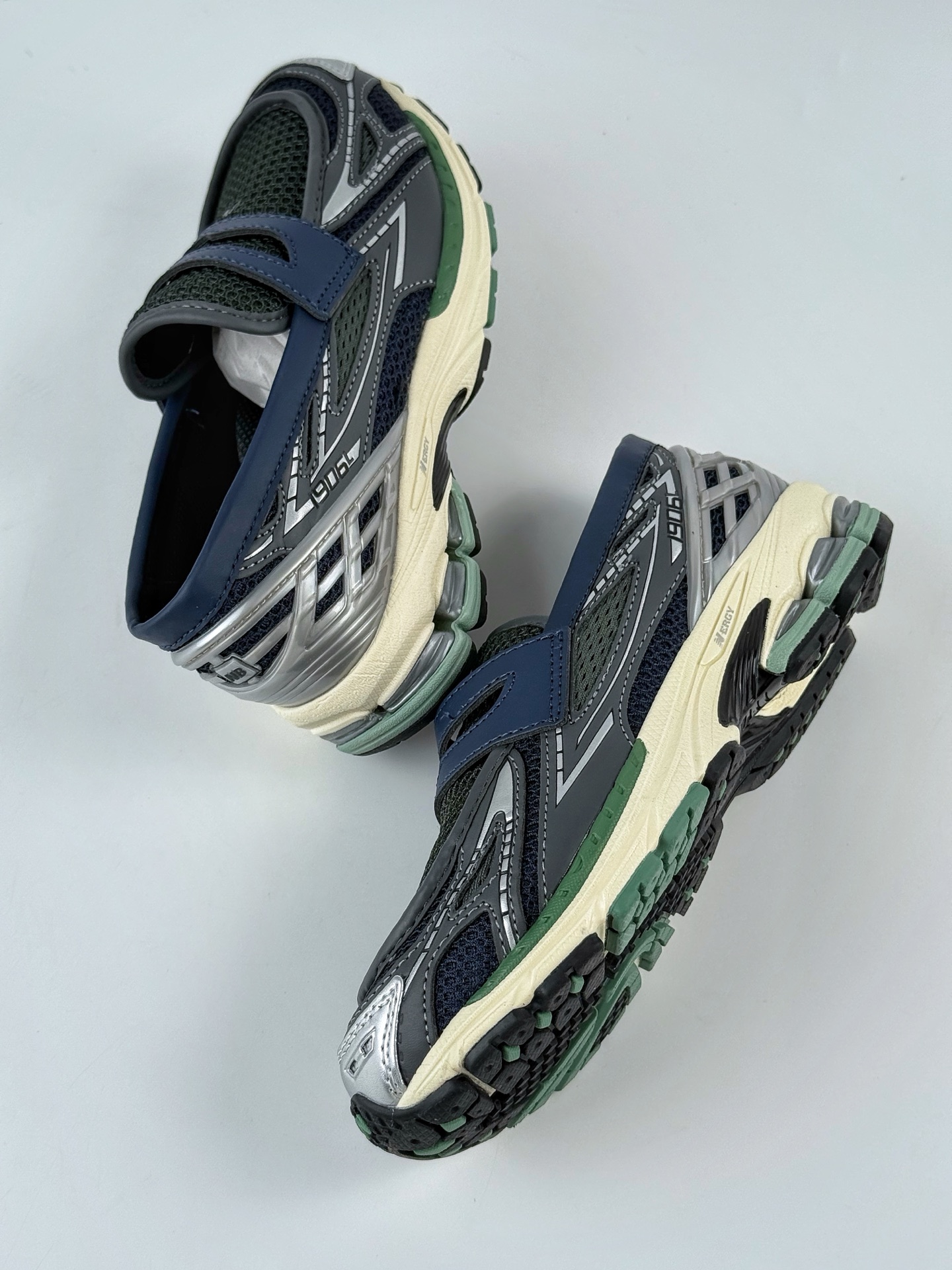 New Balance U1906系列 复古单品宝藏老爹鞋款  U1906LOA