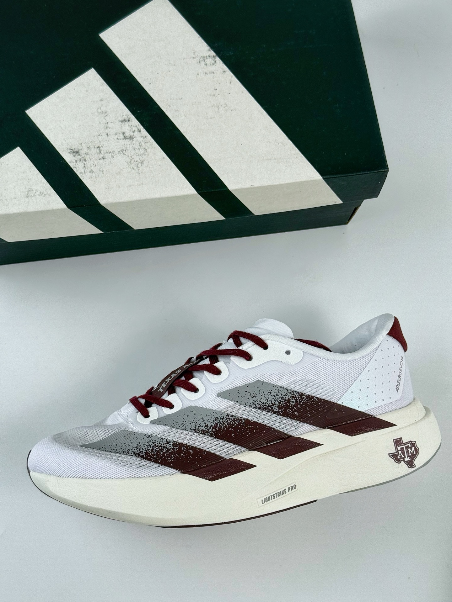 Ad Adizero Evo SL M 轻盈跑鞋 耐磨减震专业跑步鞋 JQ4566