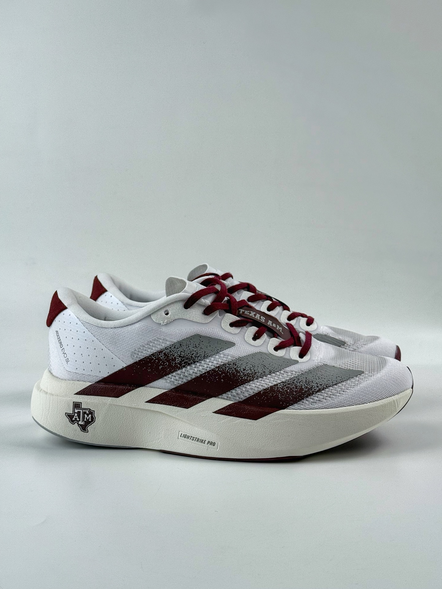 Ad Adizero Evo SL M 轻盈跑鞋 耐磨减震专业跑步鞋 JQ4566