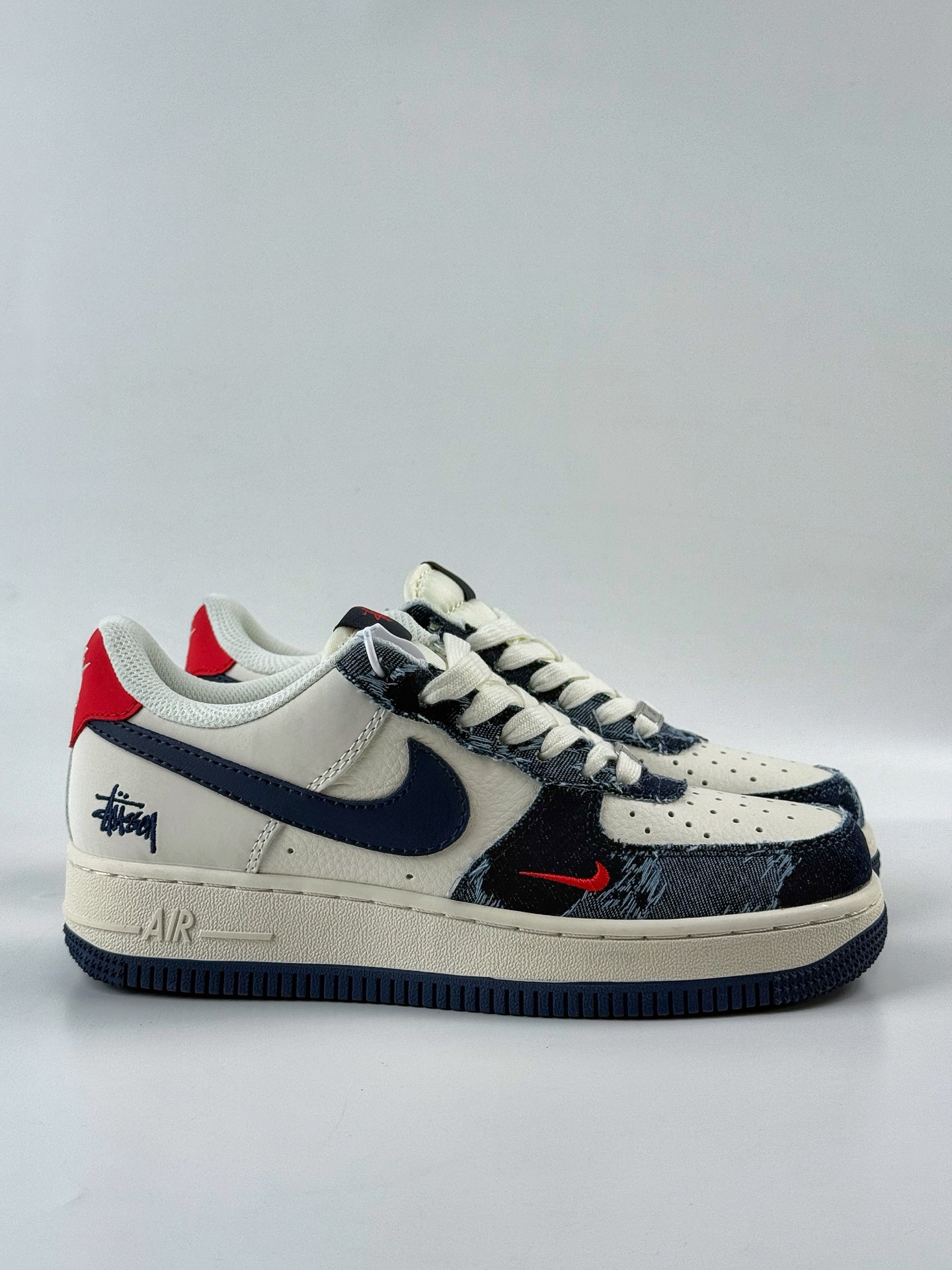 Nike Air Force 1 Low 07 x Stussy 黑白小勾  XS1958-579
