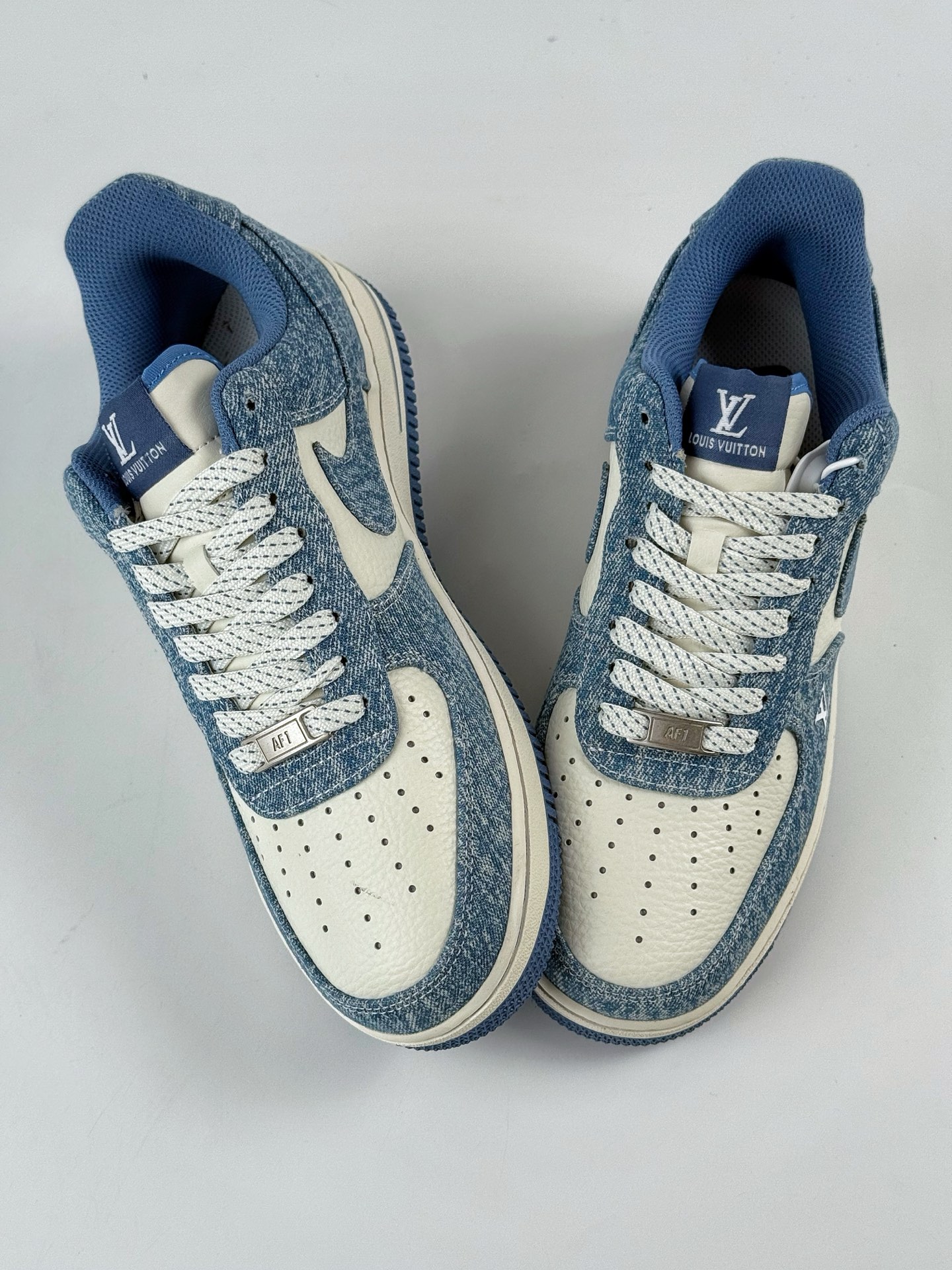Nike Air Force 1 Low 07 x Louis Vuitton 蓝白牛仔满天星  LW9279-021