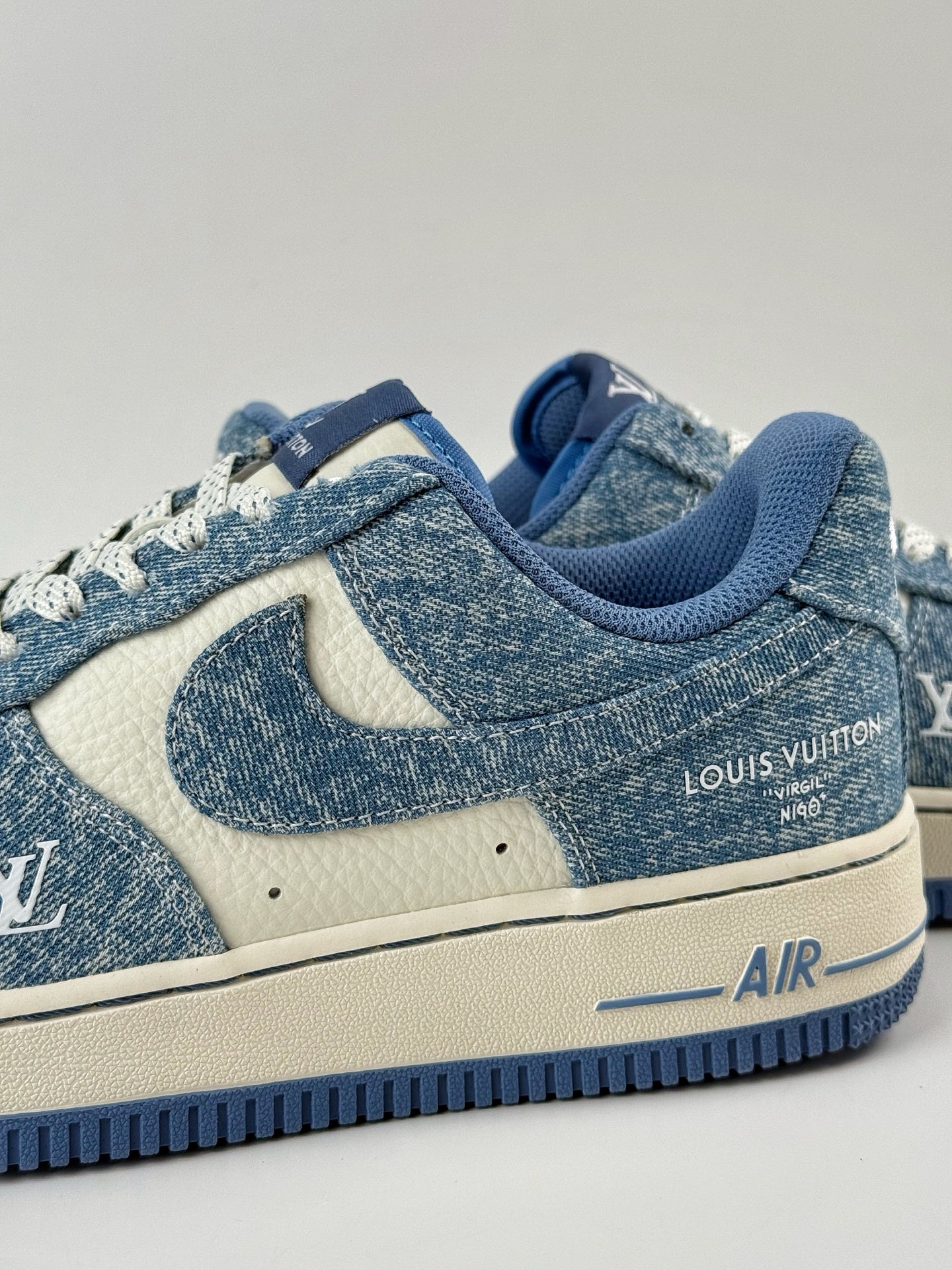 Nike Air Force 1 Low 07 x Louis Vuitton 蓝白牛仔满天星  LW9279-021