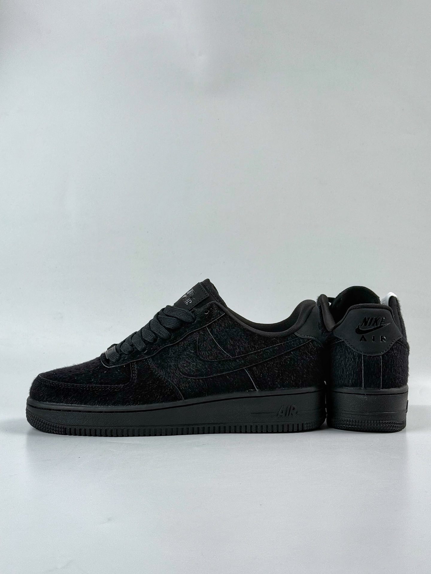 Nike Air Force 1 Low 07 纯黑绒毛 II7398-001