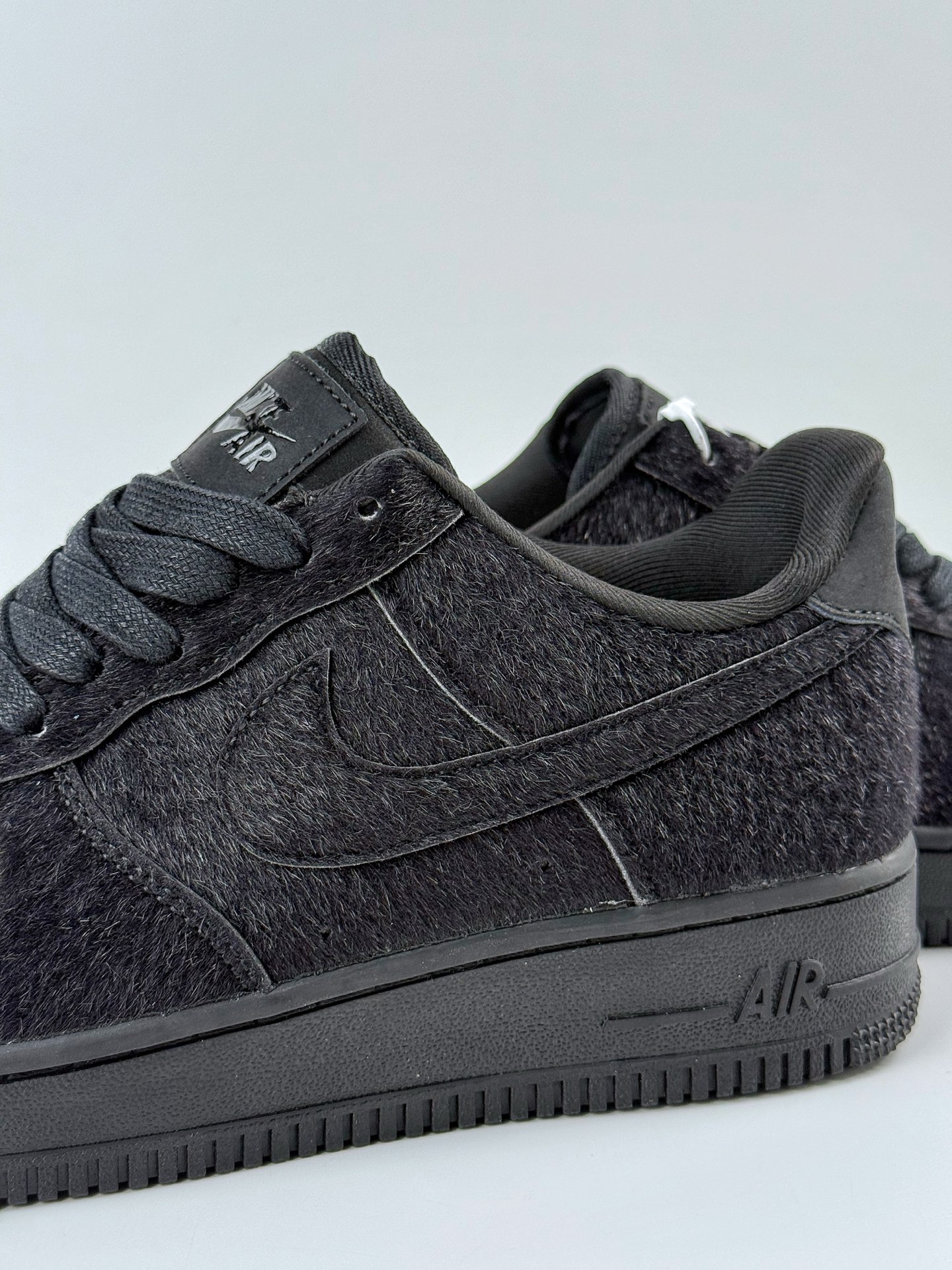 Nike Air Force 1 Low 07 纯黑绒毛 II7398-001