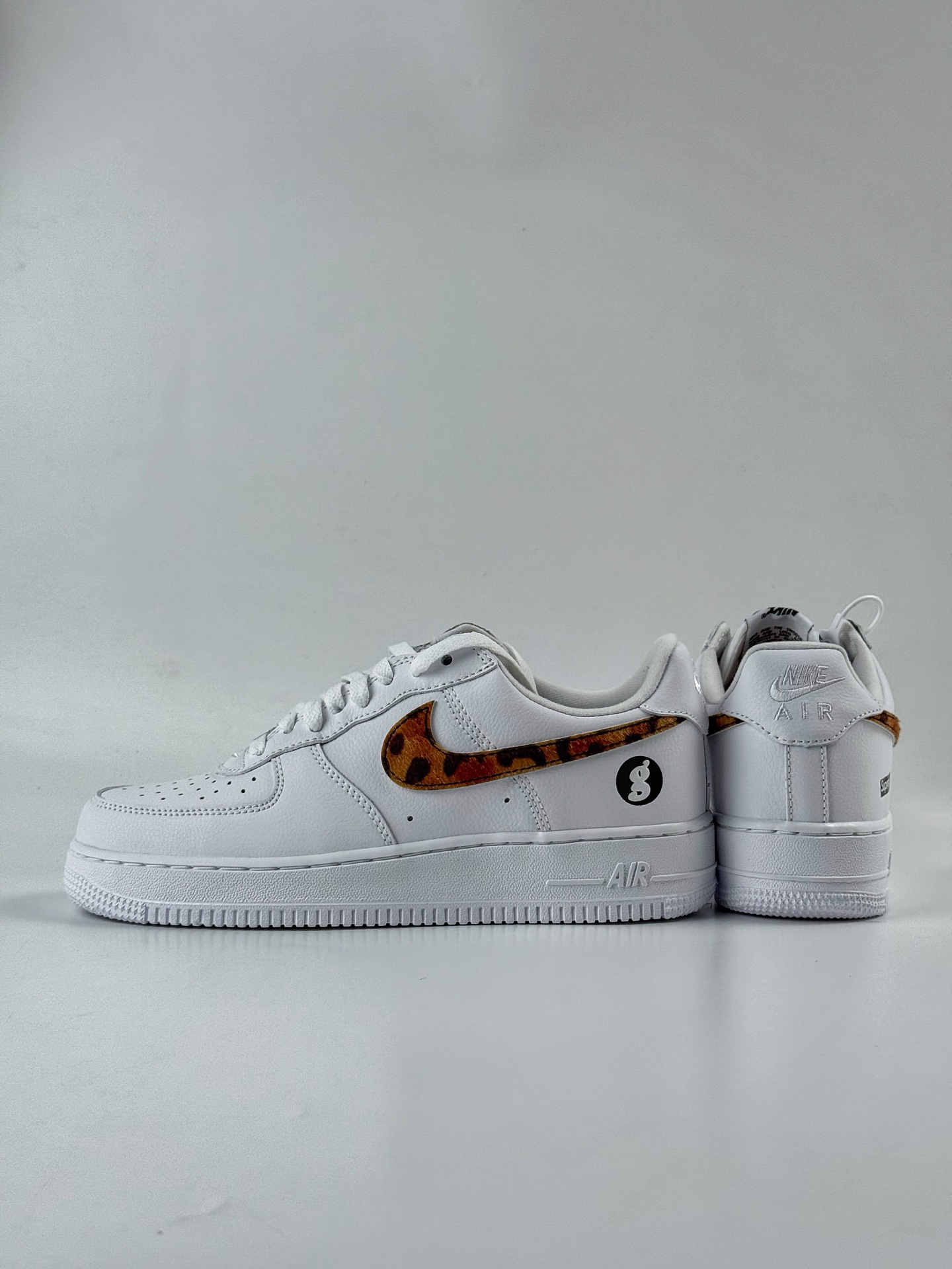Nike Air Force 1 Low 07 x superme 豹纹白  IM3483-100