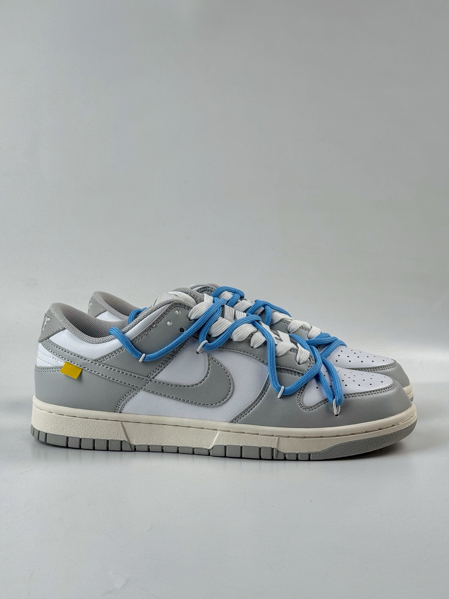 Nike SB Dunk Low 灰白绑带  DD1391-103