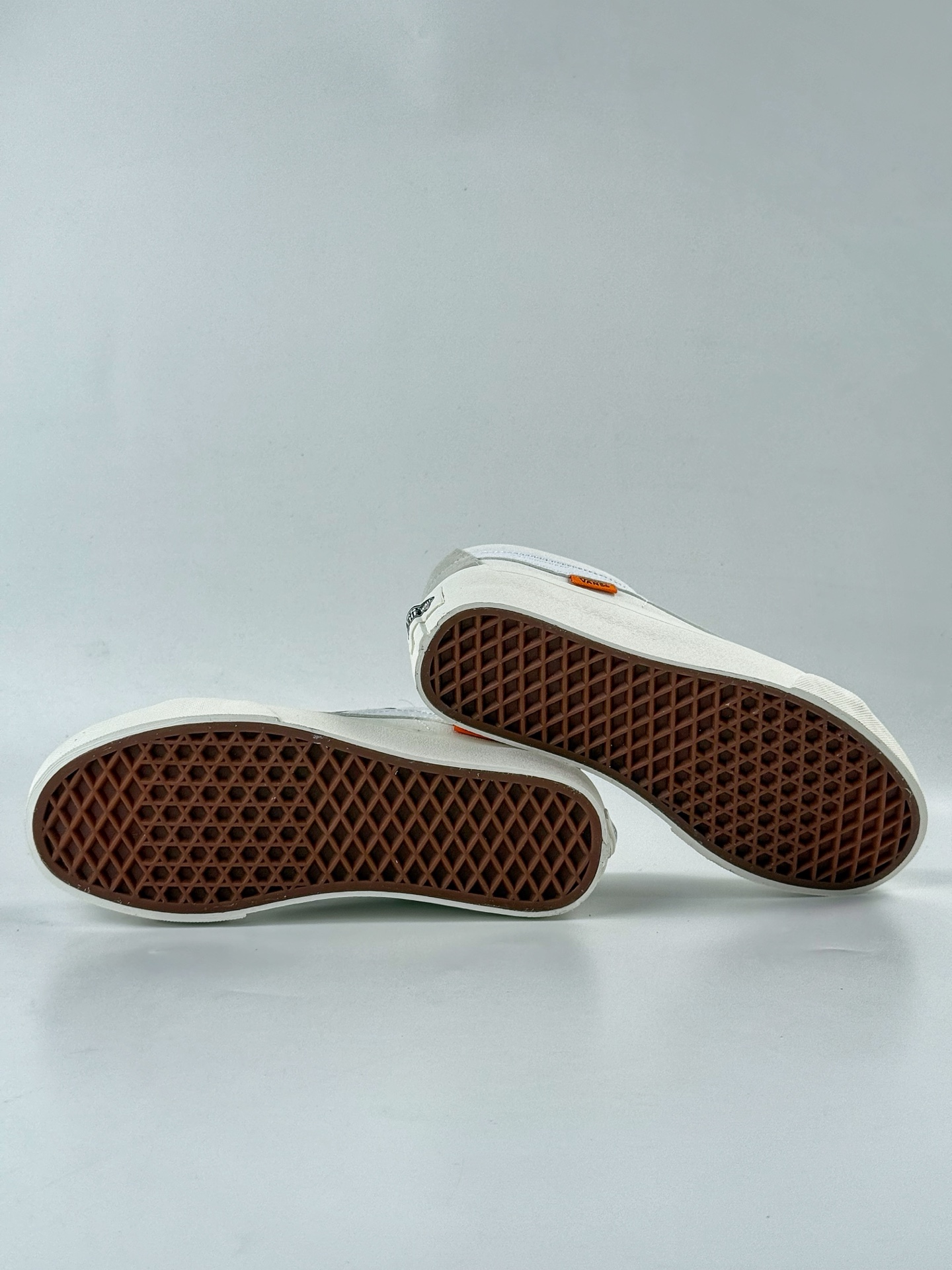 Vans SK8-LOW米白地帮 复古休闲低帮休闲板鞋 浅色