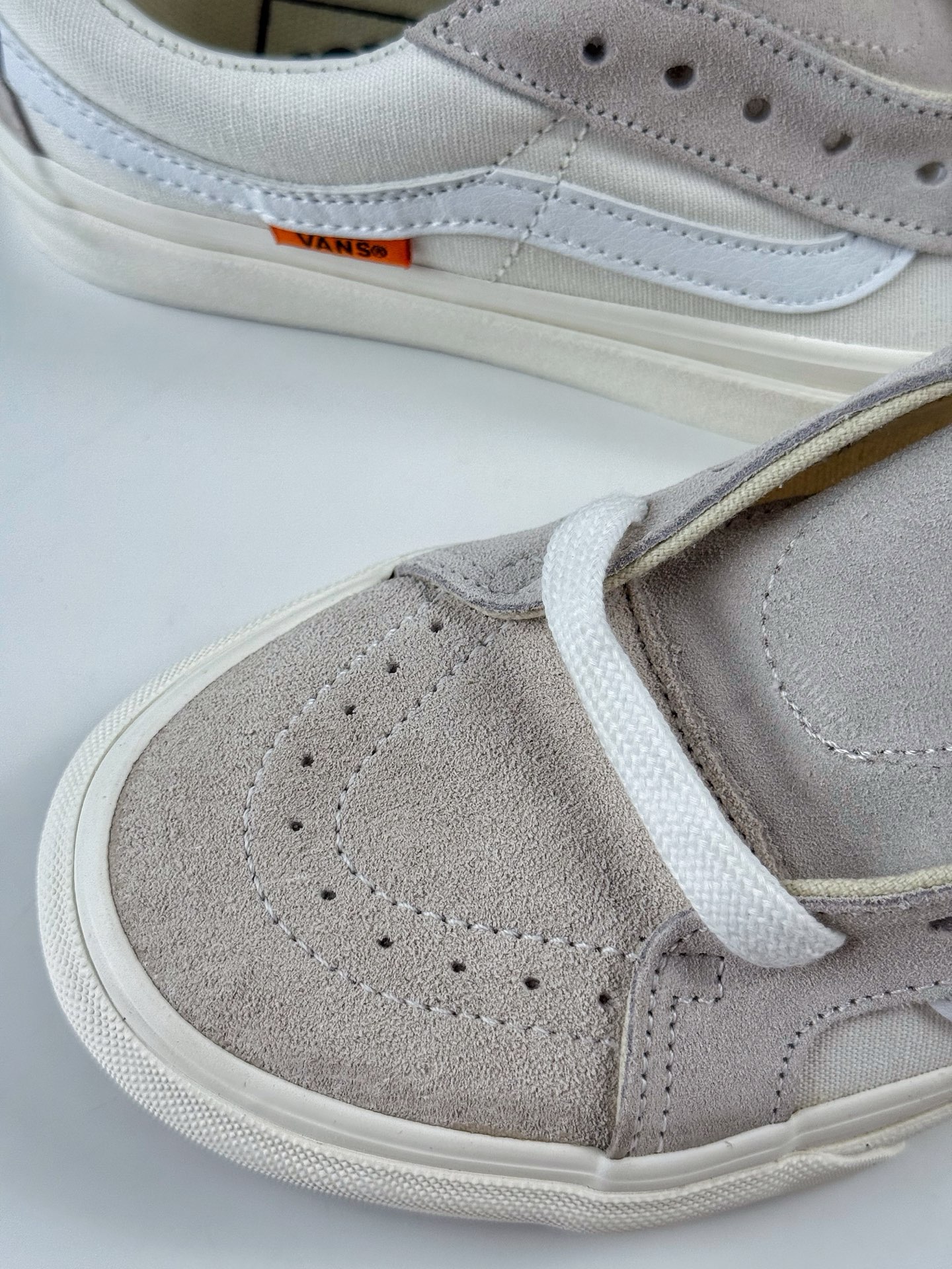 Vans SK8-LOW米白地帮 复古休闲低帮休闲板鞋 浅色