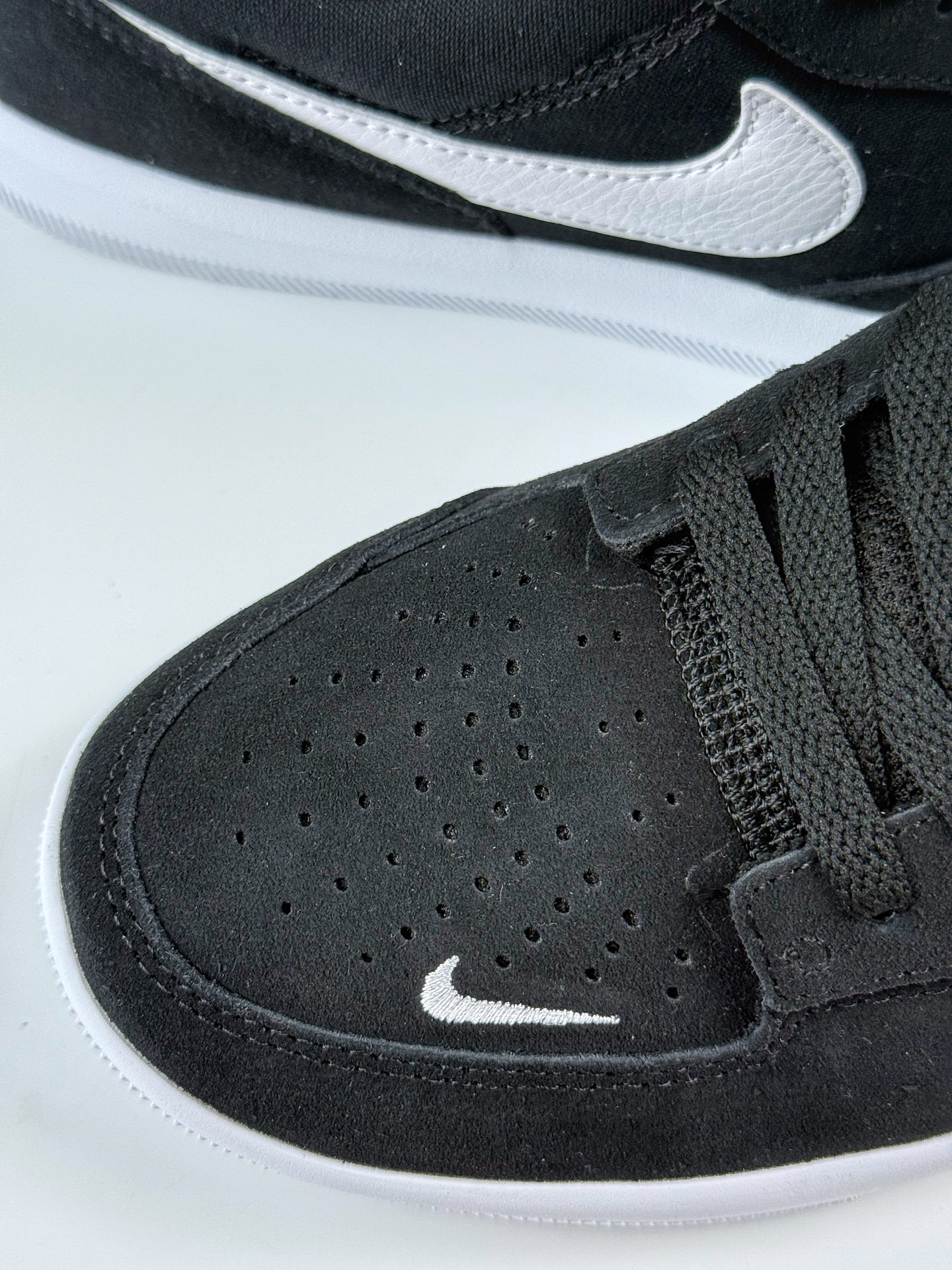 耐克Nike SB Force 58 纯原版本 硫化杯底 传统篮球风格  CZ2959-400