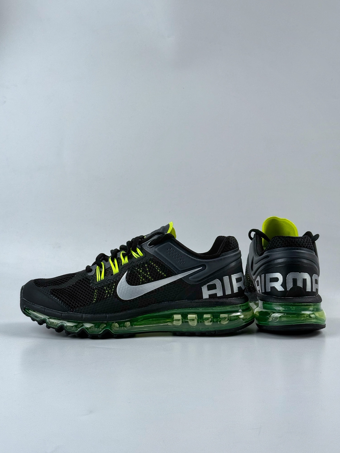 Nike Air Max 2013 舒适时尚耐磨透气 低帮跑步鞋  555426-003