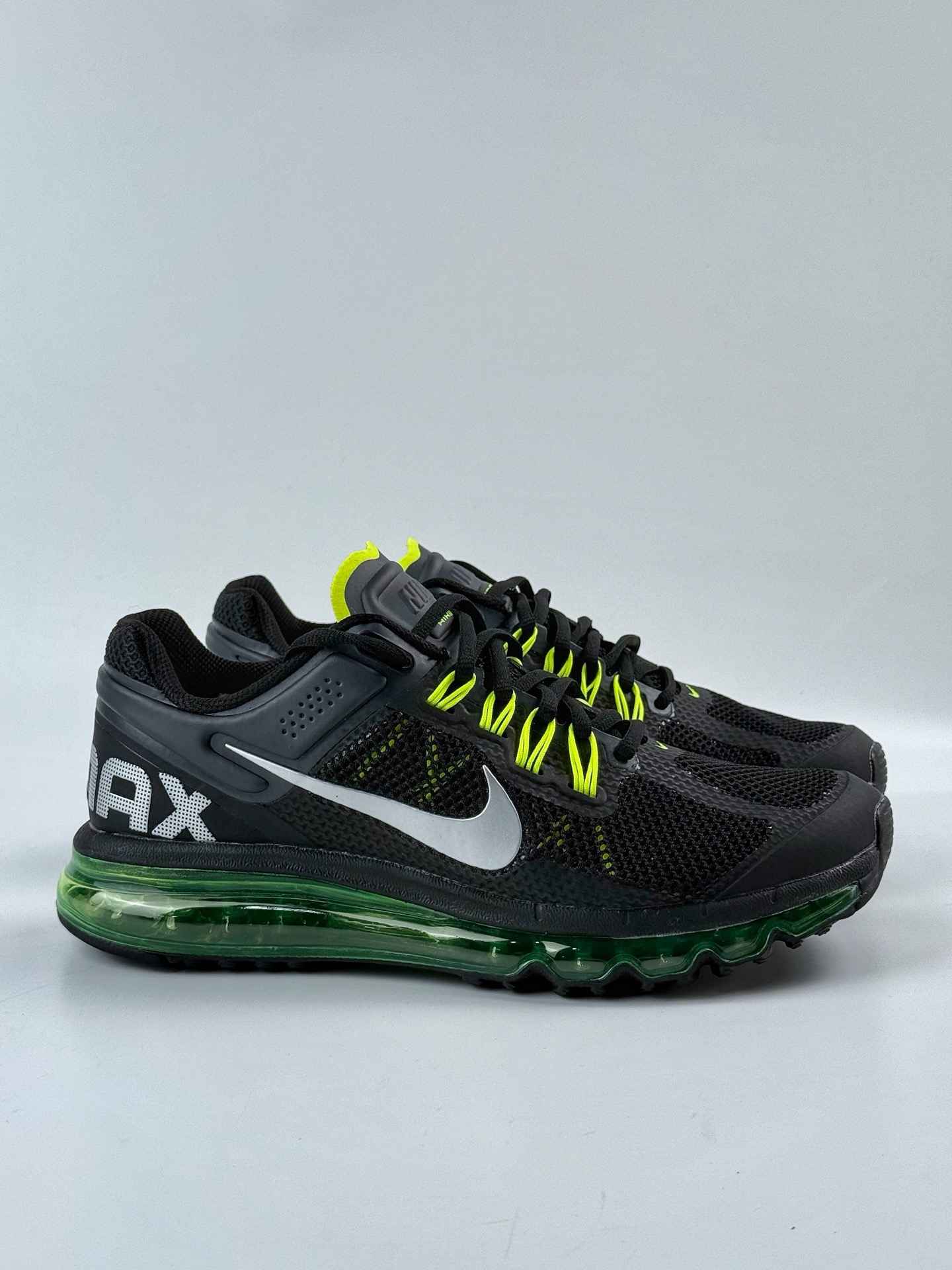 Nike Air Max 2013 舒适时尚耐磨透气 低帮跑步鞋  555426-003