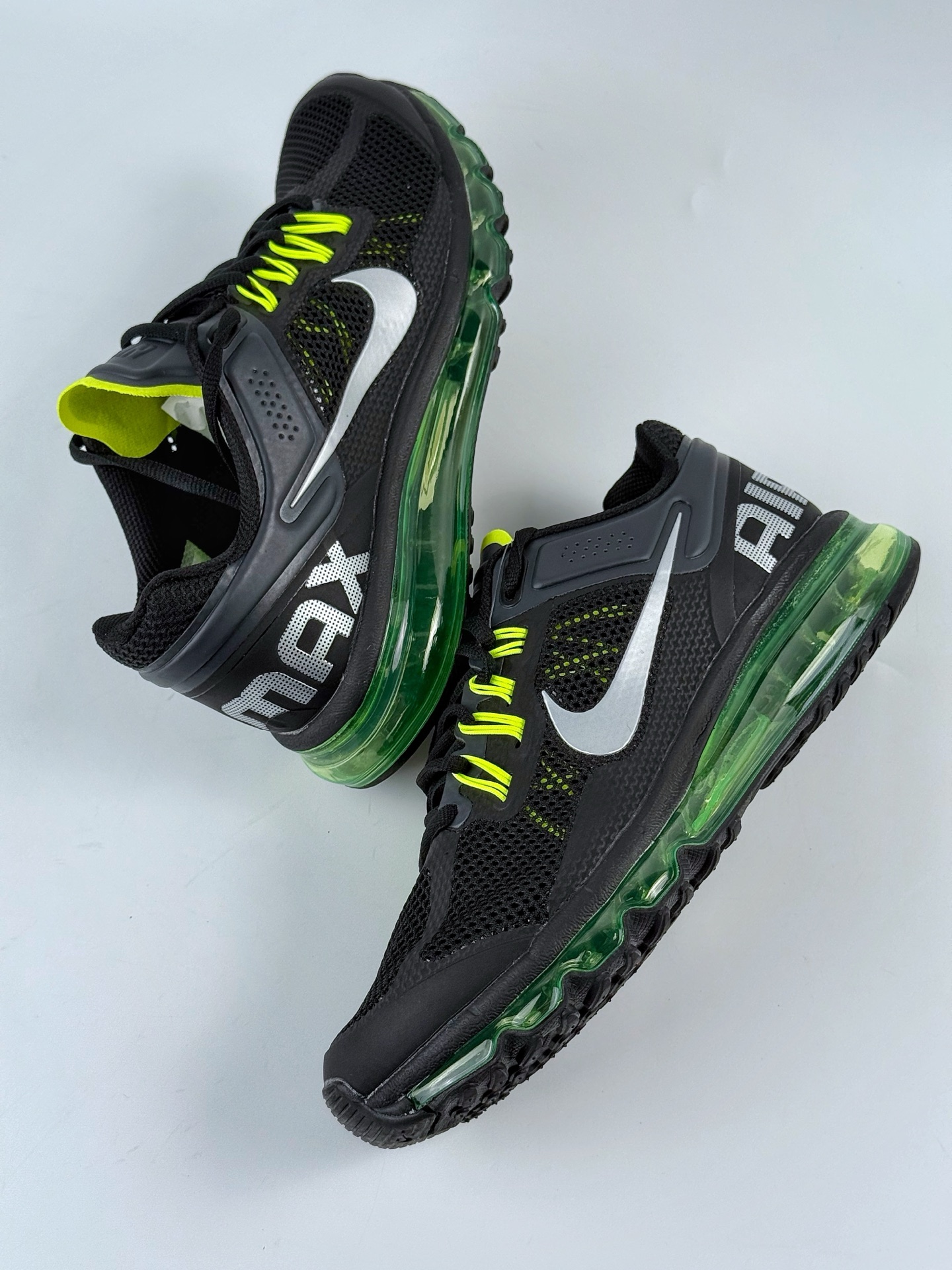 Nike Air Max 2013 舒适时尚耐磨透气 低帮跑步鞋  555426-003