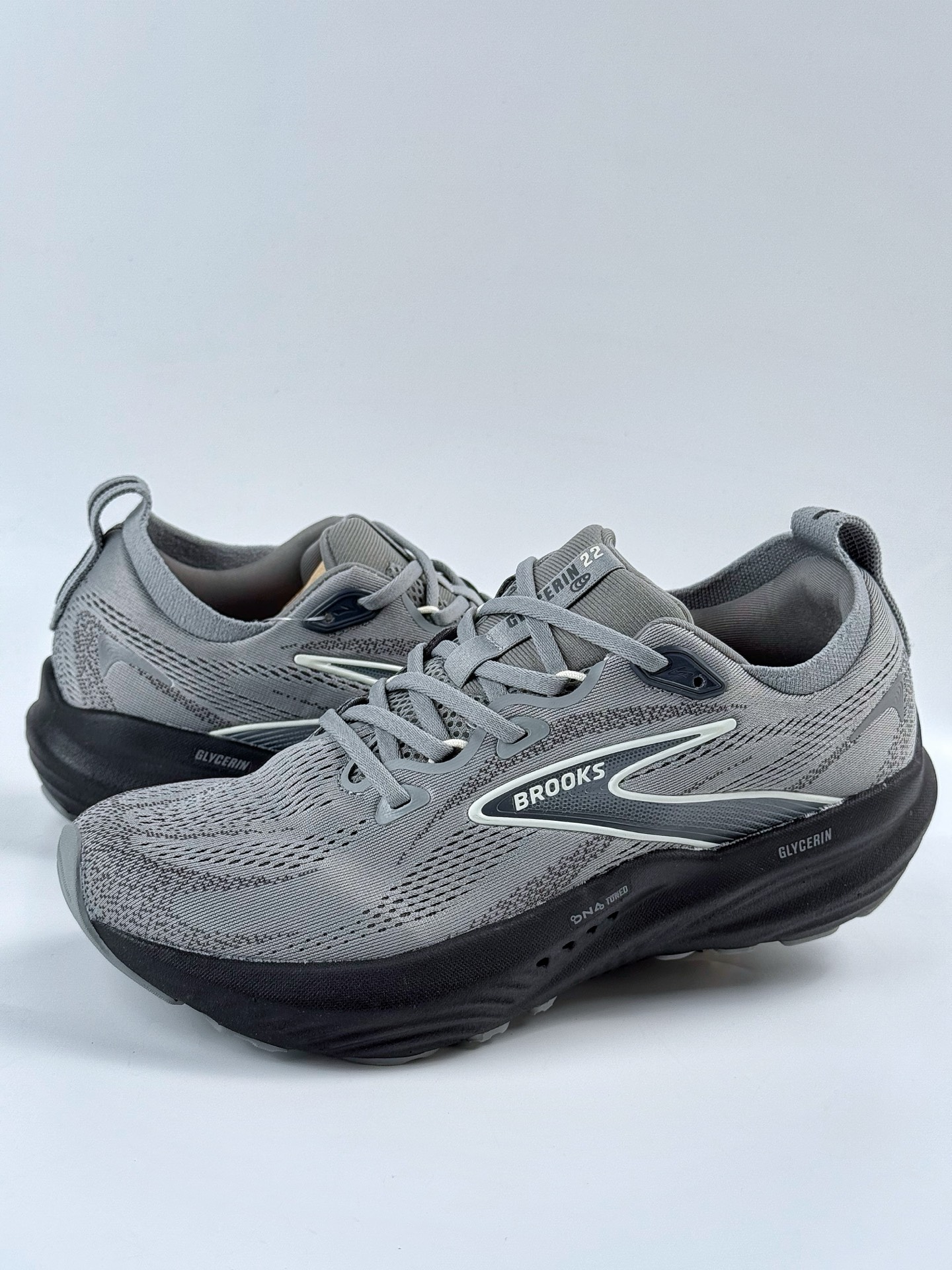 Brooks/布鲁克斯 Glycerin 22 低帮缓震运动慢跑鞋  110445 1D 078