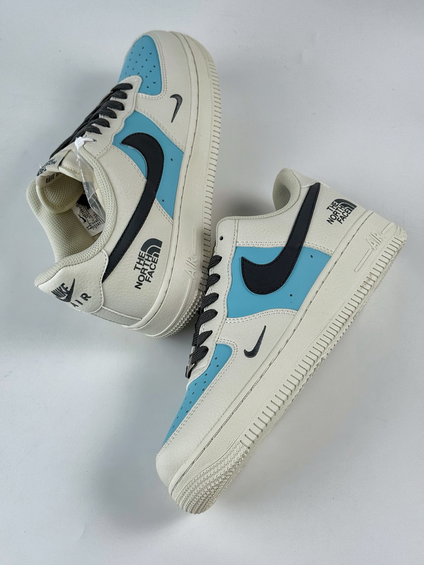 Nike Air Force 1 Low 07 x The North Face 米蓝小勾  CS5288-026
