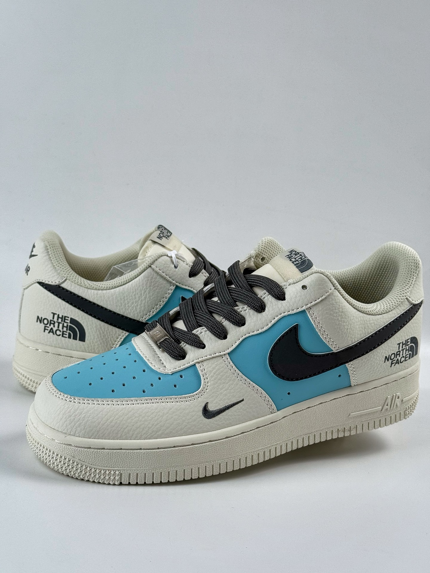 Nike Air Force 1 Low 07 x The North Face 米蓝小勾  CS5288-026