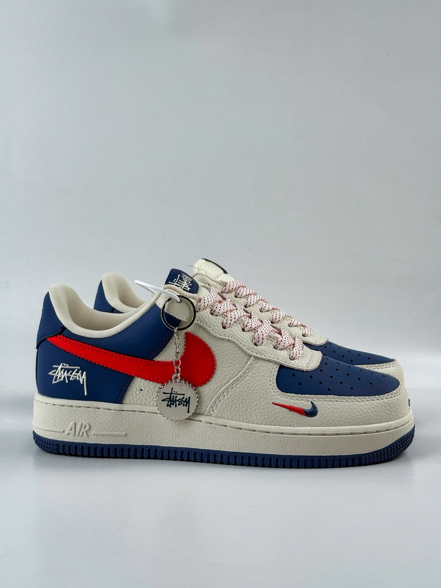 Nike Air Force 1 Low 07 x Stussy 白蓝红小勾满天星  KJ1688-008