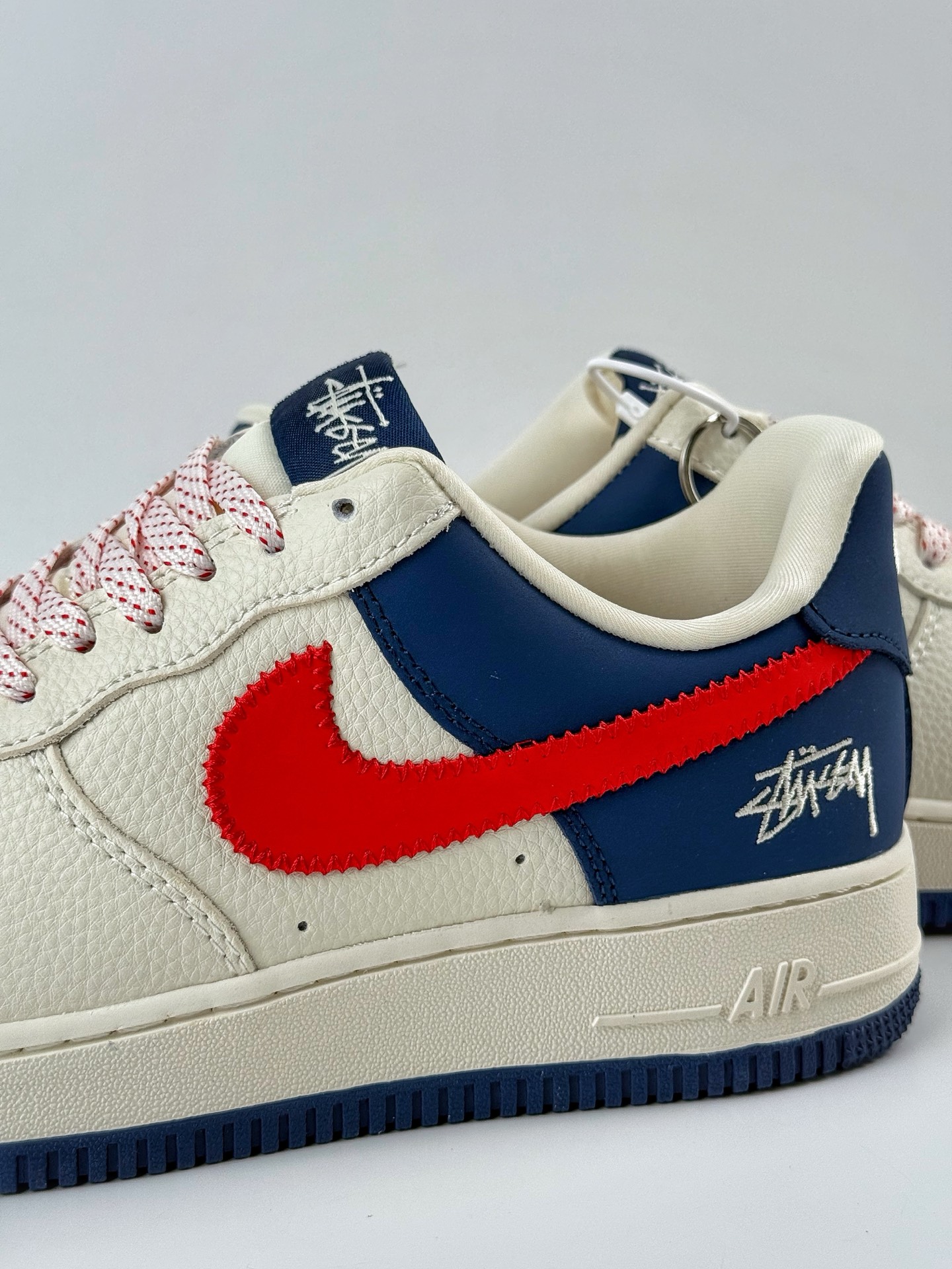 Nike Air Force 1 Low 07 x Stussy 白蓝红小勾满天星  KJ1688-008