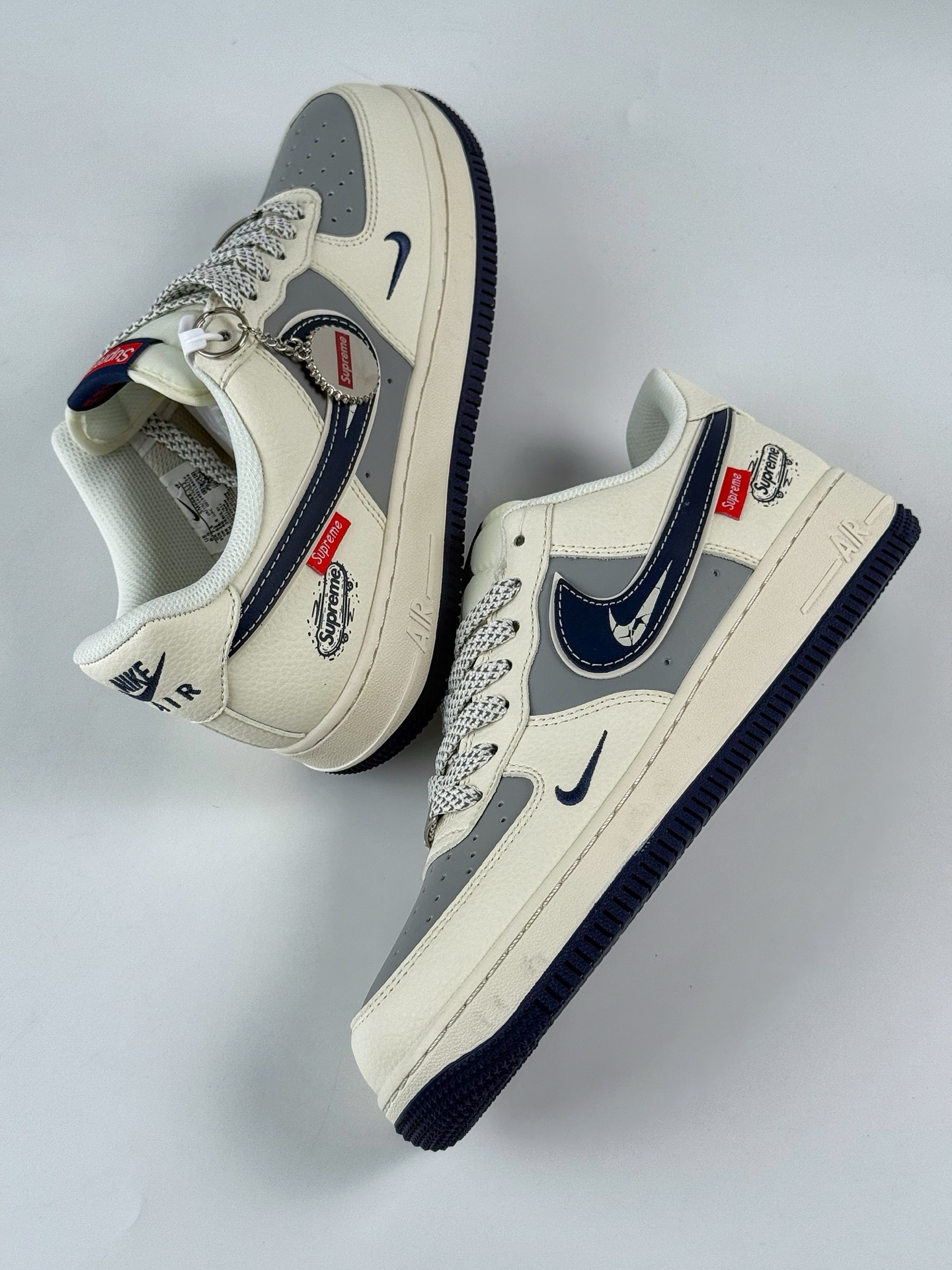 Nike Air Force 1 Low 07 x superme 白灰小勾满天星  SM6668-112
