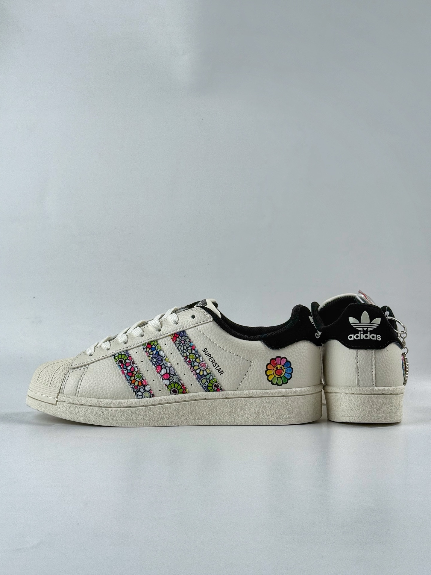 AD Originals Superstar 五彩向日葵  AD8020