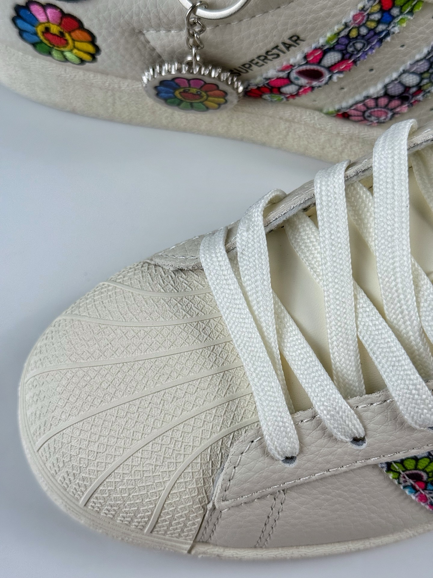 AD Originals Superstar 五彩向日葵  AD8020