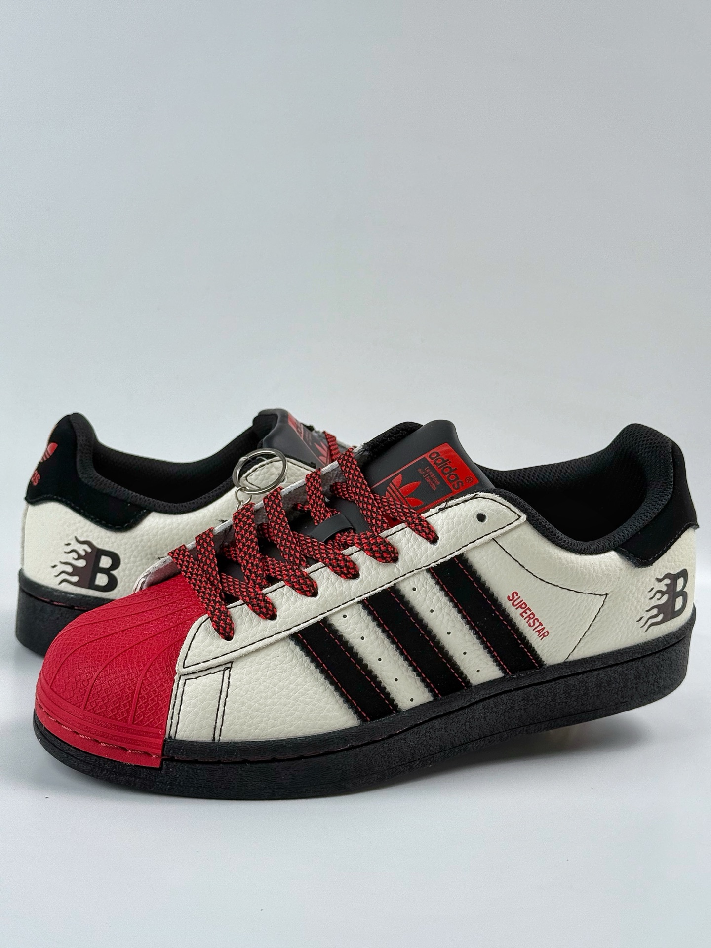 AD Originals Superstar x New Balance 白黑红满天星 AD8021