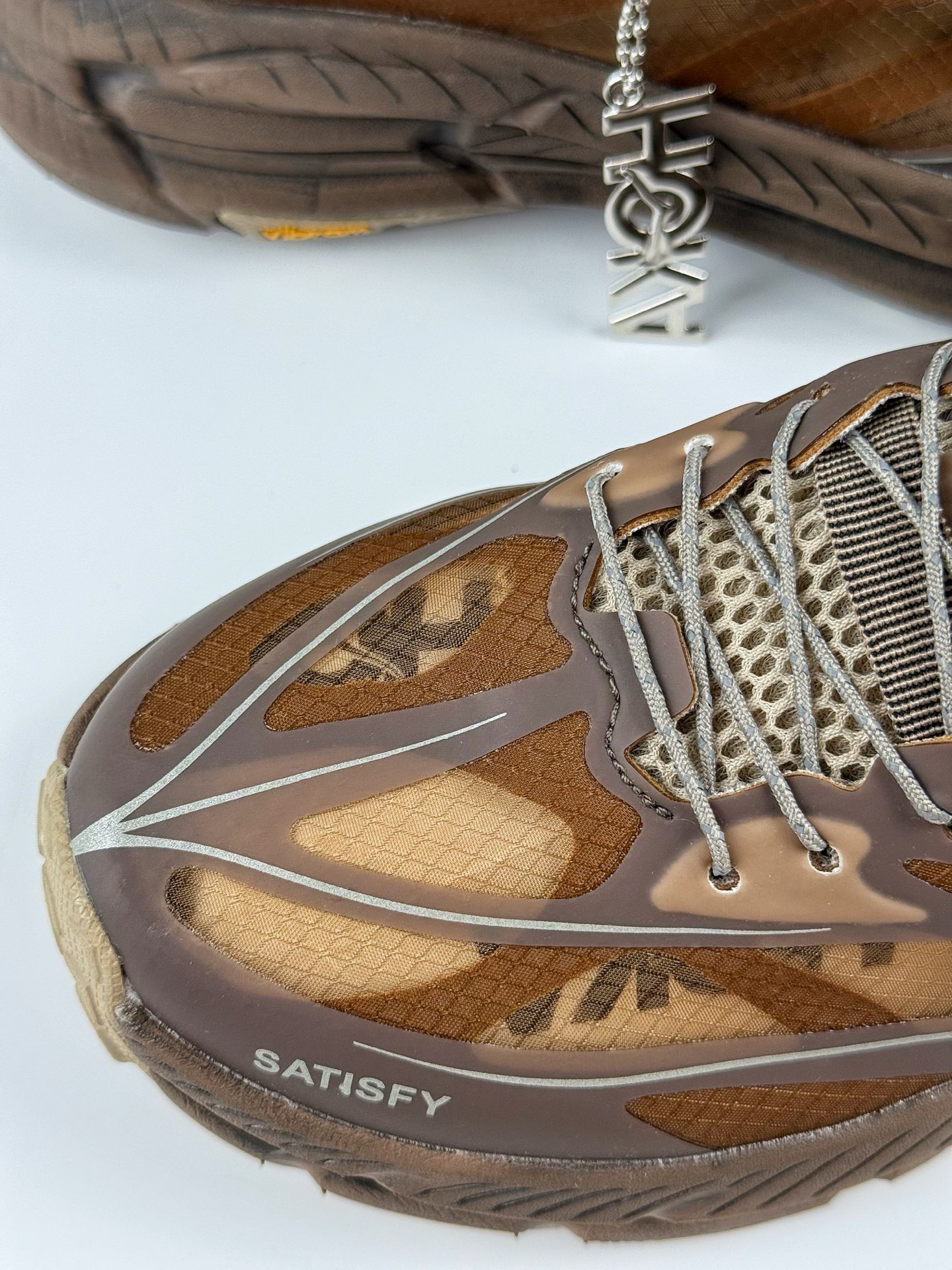 Satisfy xHOKA ONE ONE Mafate Speed 4 低帮专业越野跑步鞋  1157050-RB