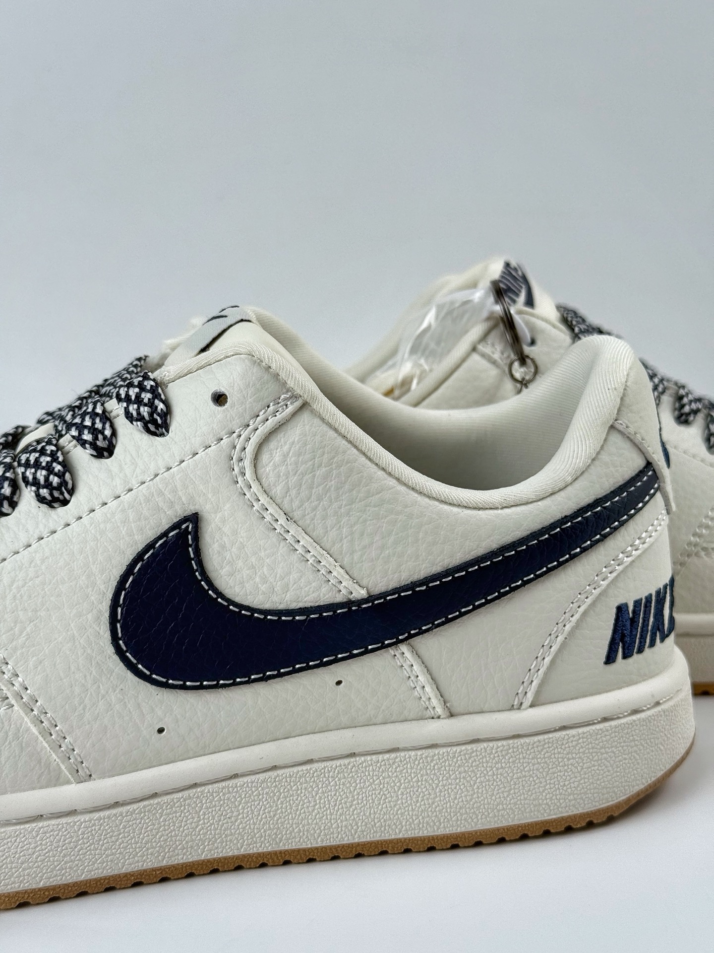 Nike Air Force 1 Low 07 x NIKE 白黑小勾满天星  CS5288-015