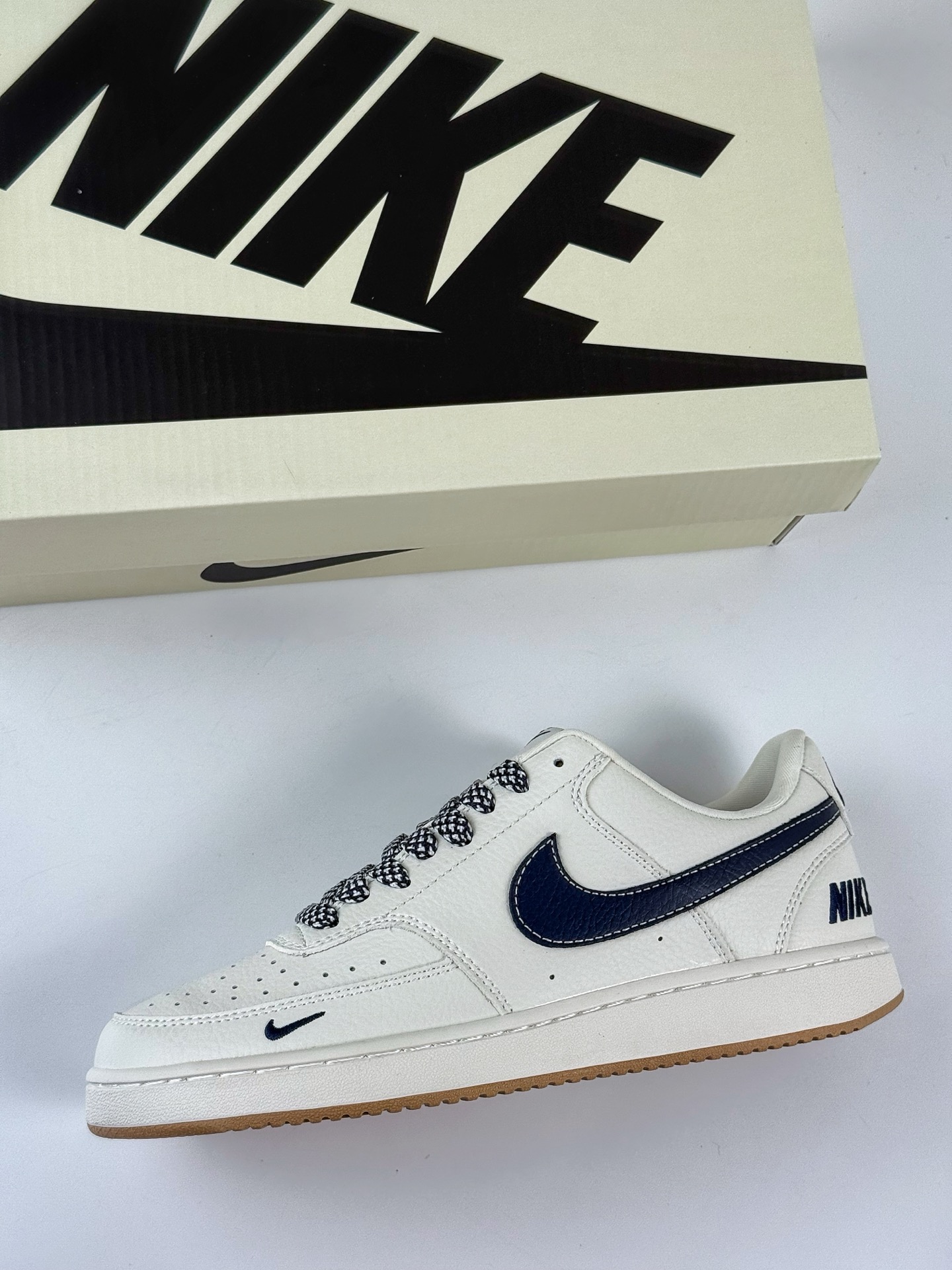 Nike Air Force 1 Low 07 x NIKE 白黑小勾满天星  CS5288-015