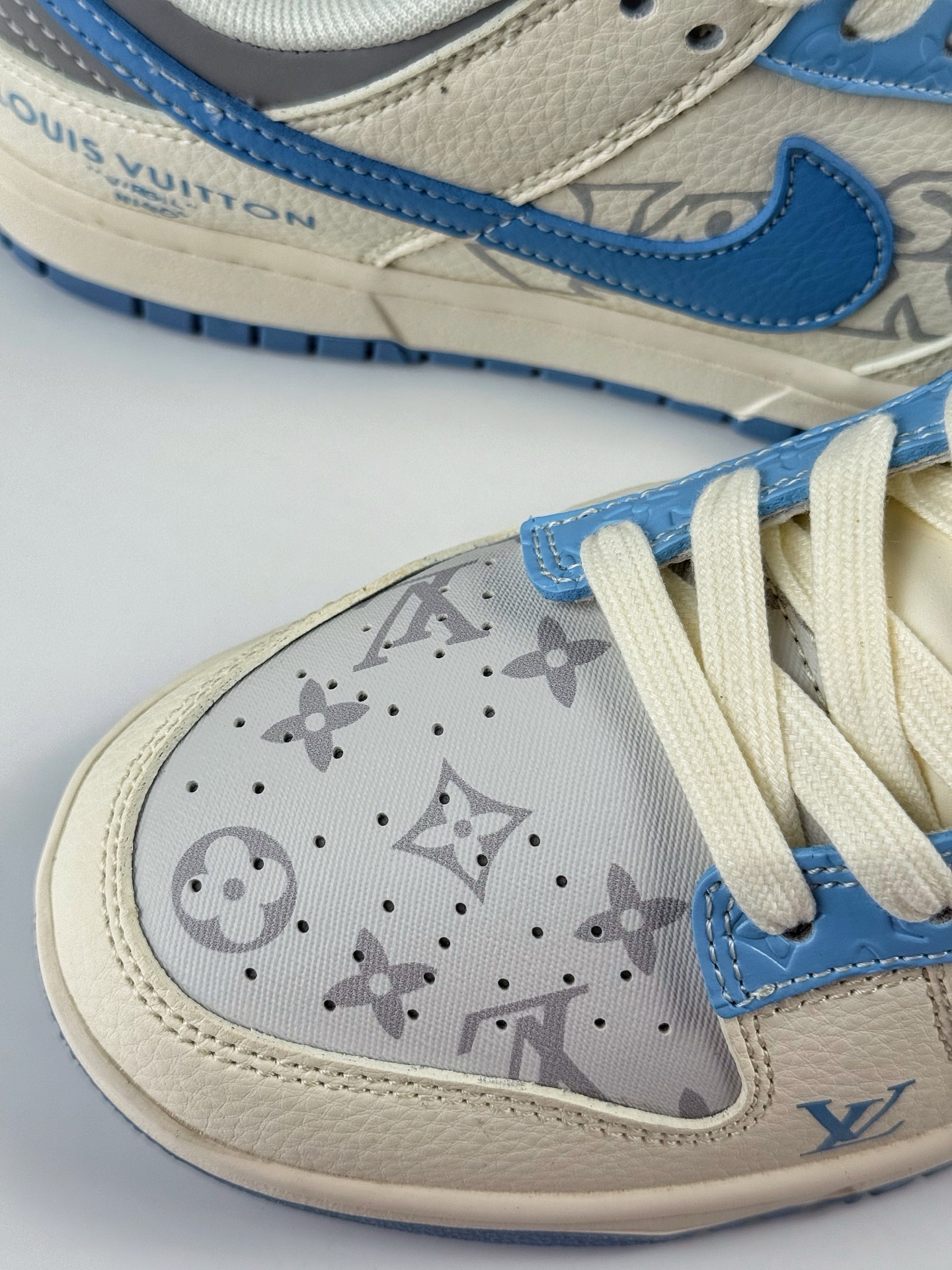 Nike SB Dunk Low x Louis Vuitton 白灰蓝  HS2506-219