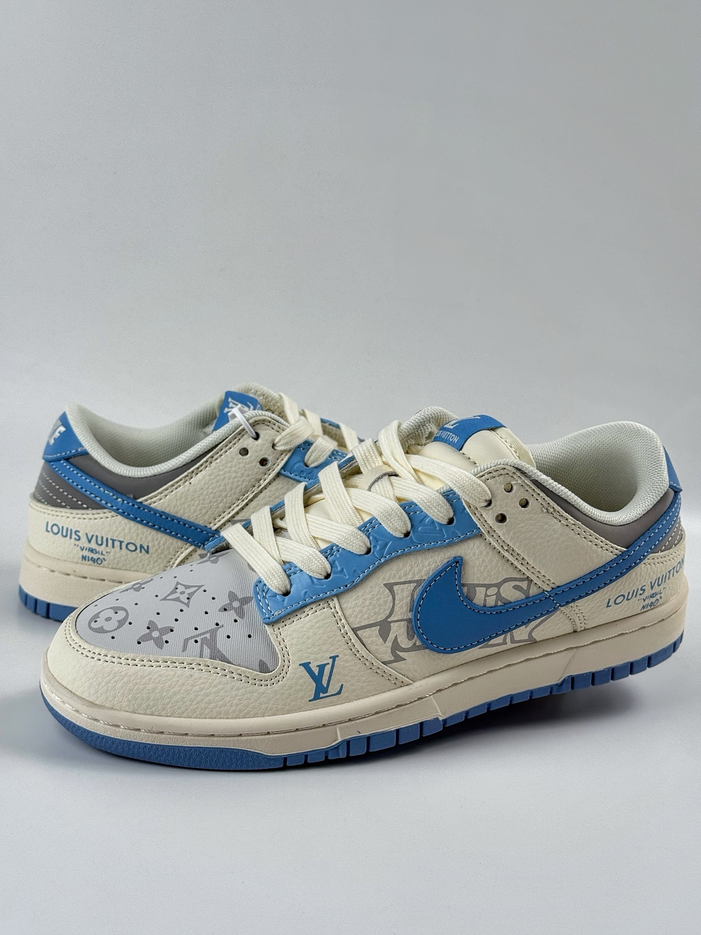 Nike SB Dunk Low x Louis Vuitton 白灰蓝  HS2506-219