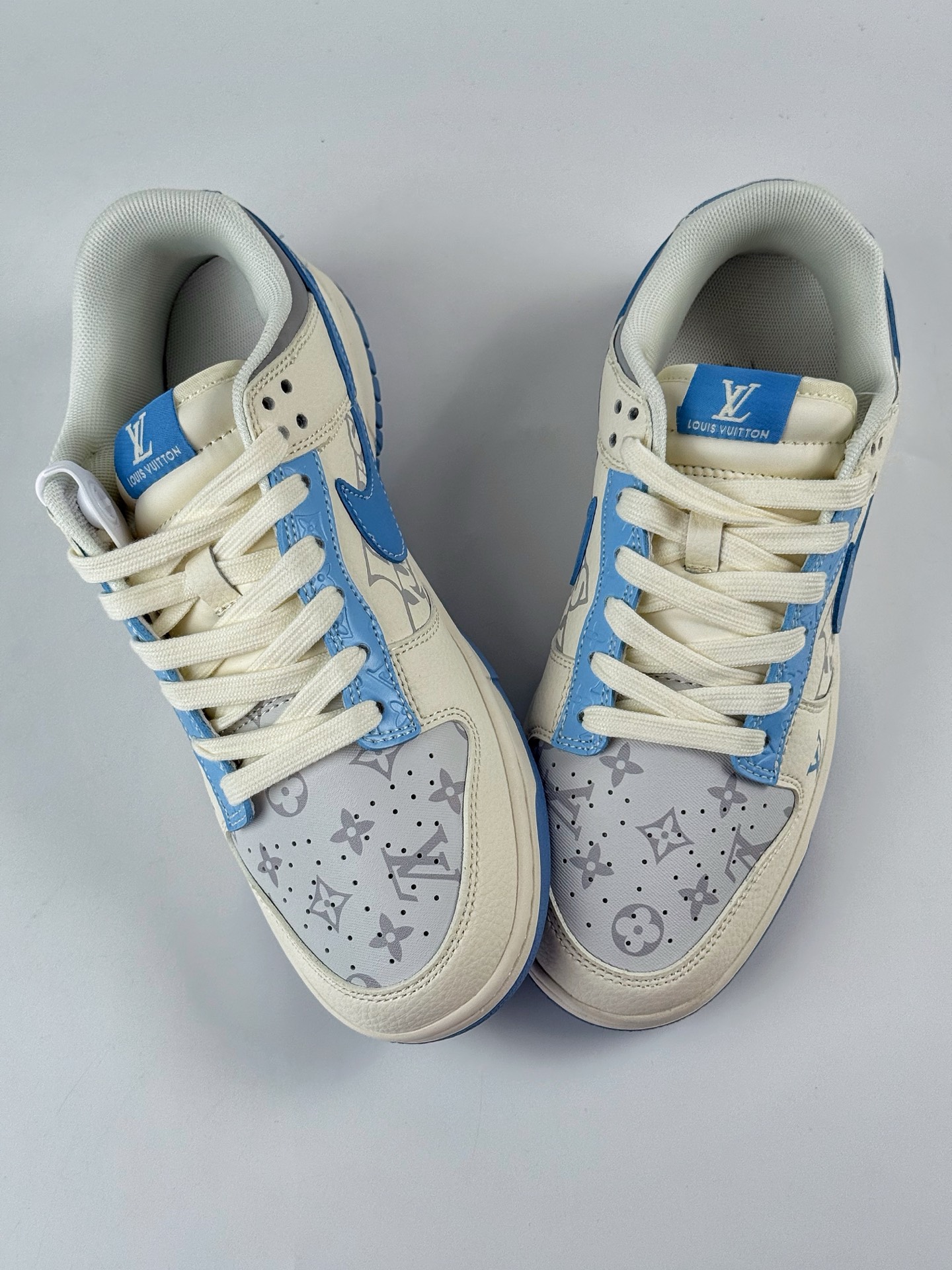 Nike SB Dunk Low x Louis Vuitton 白灰蓝  HS2506-219