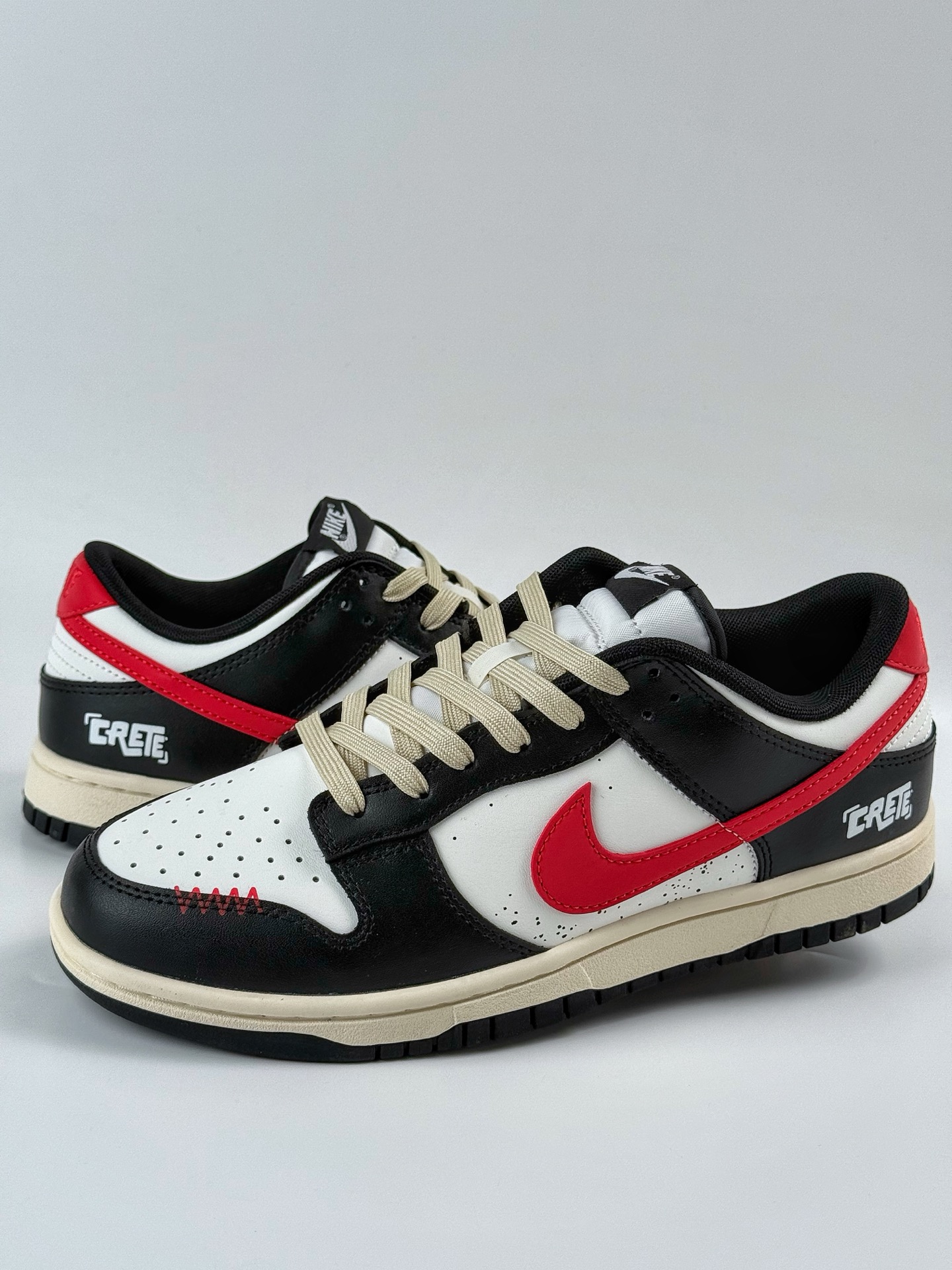 Nike SB Dunk Low 皮革 礼袋 街头 赤影 时尚潮流 黑白熊猫 DD1391-100