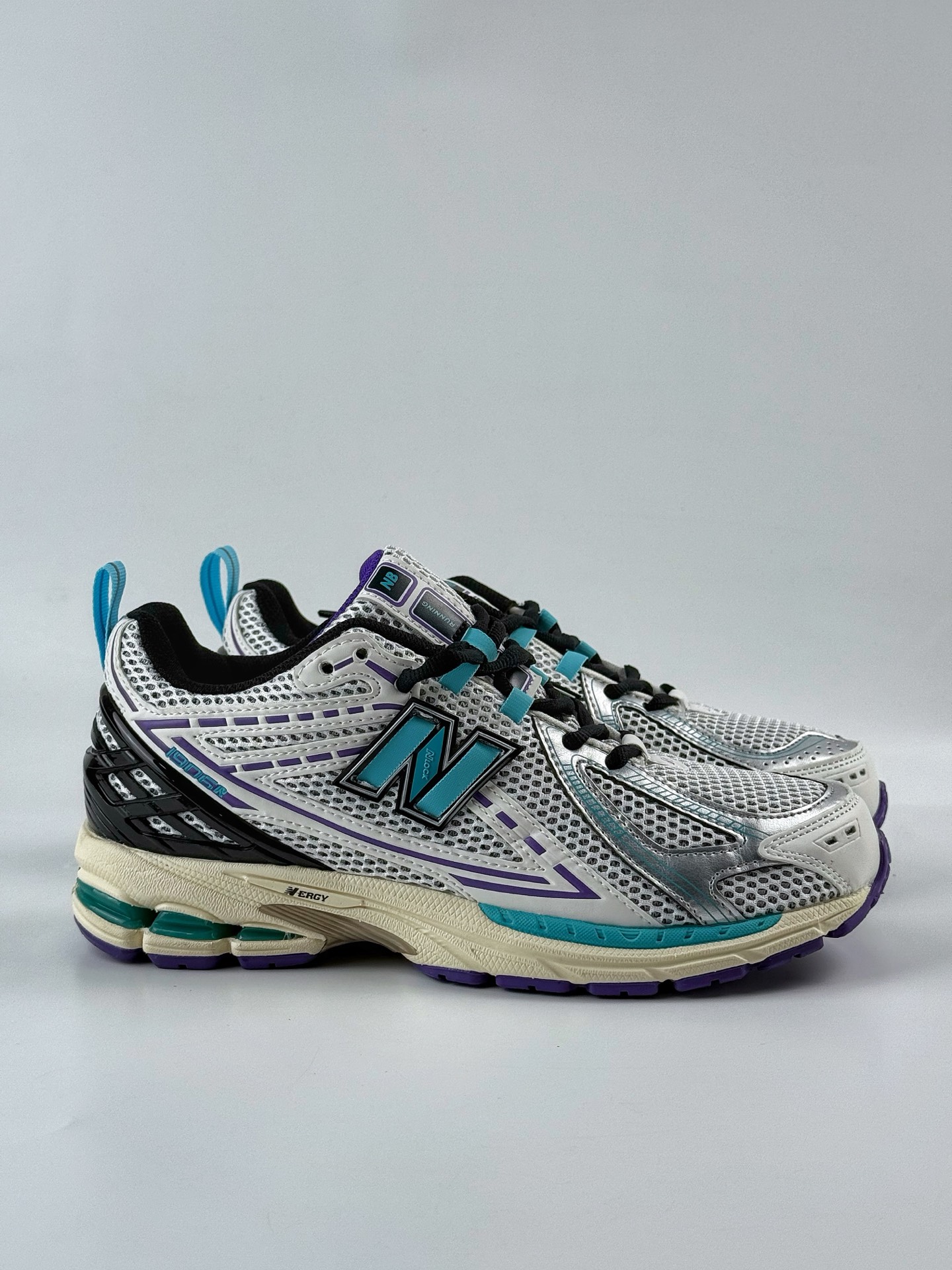 New Balance M1906系列 复古单品宝藏老爹鞋款 M1906RCF