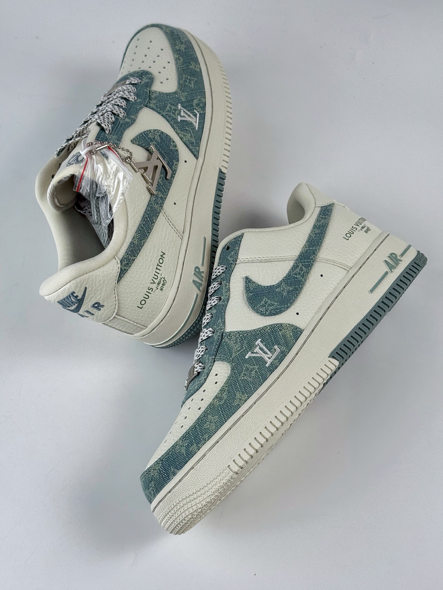 Nike Air Force 1 Low 07 x Louis Vuitton 牛仔蓝白满天星 SC0601-554