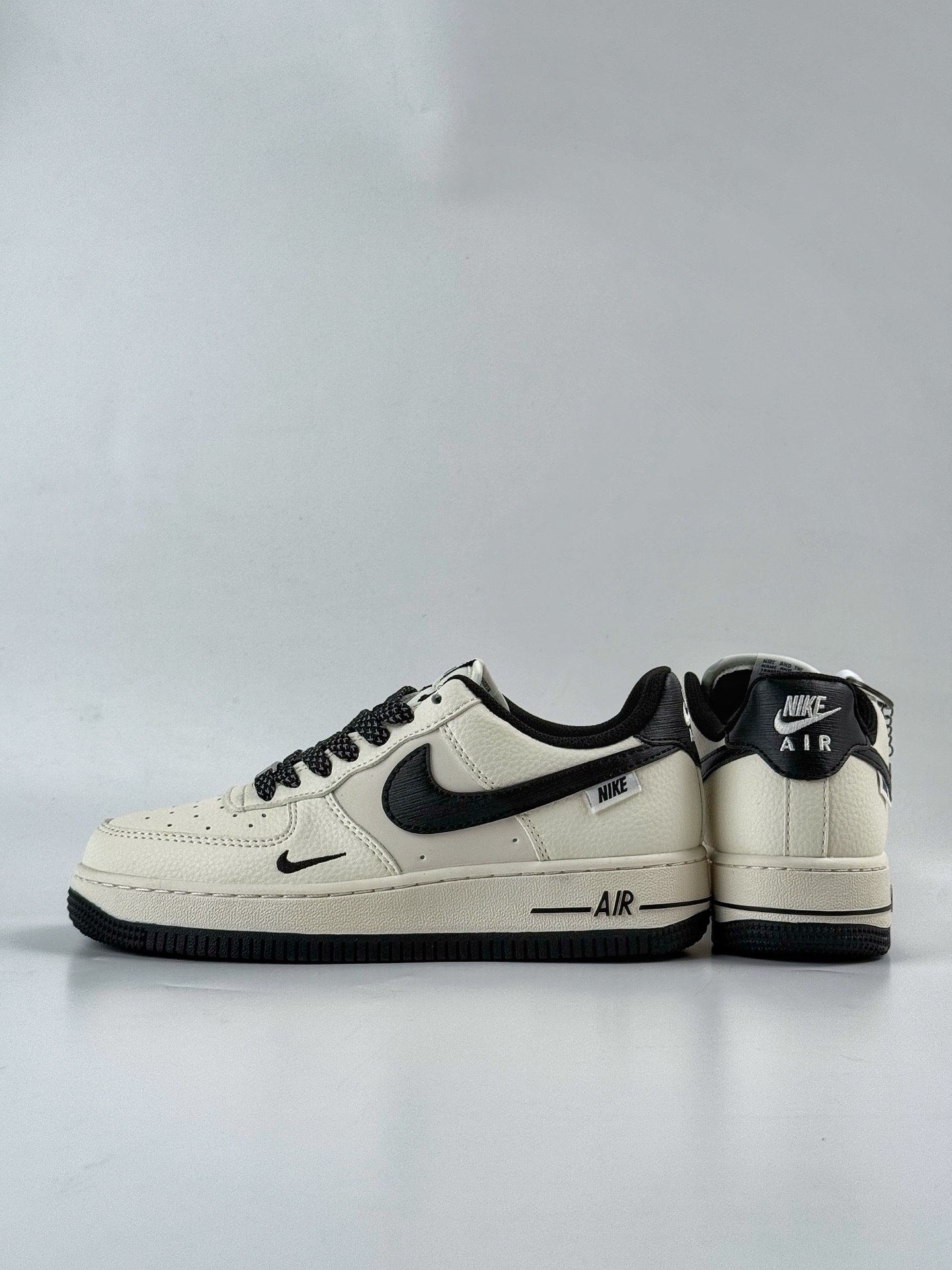 Nike Air Force 1 Low 07 x NIKE 白黑小勾  SM6668-105