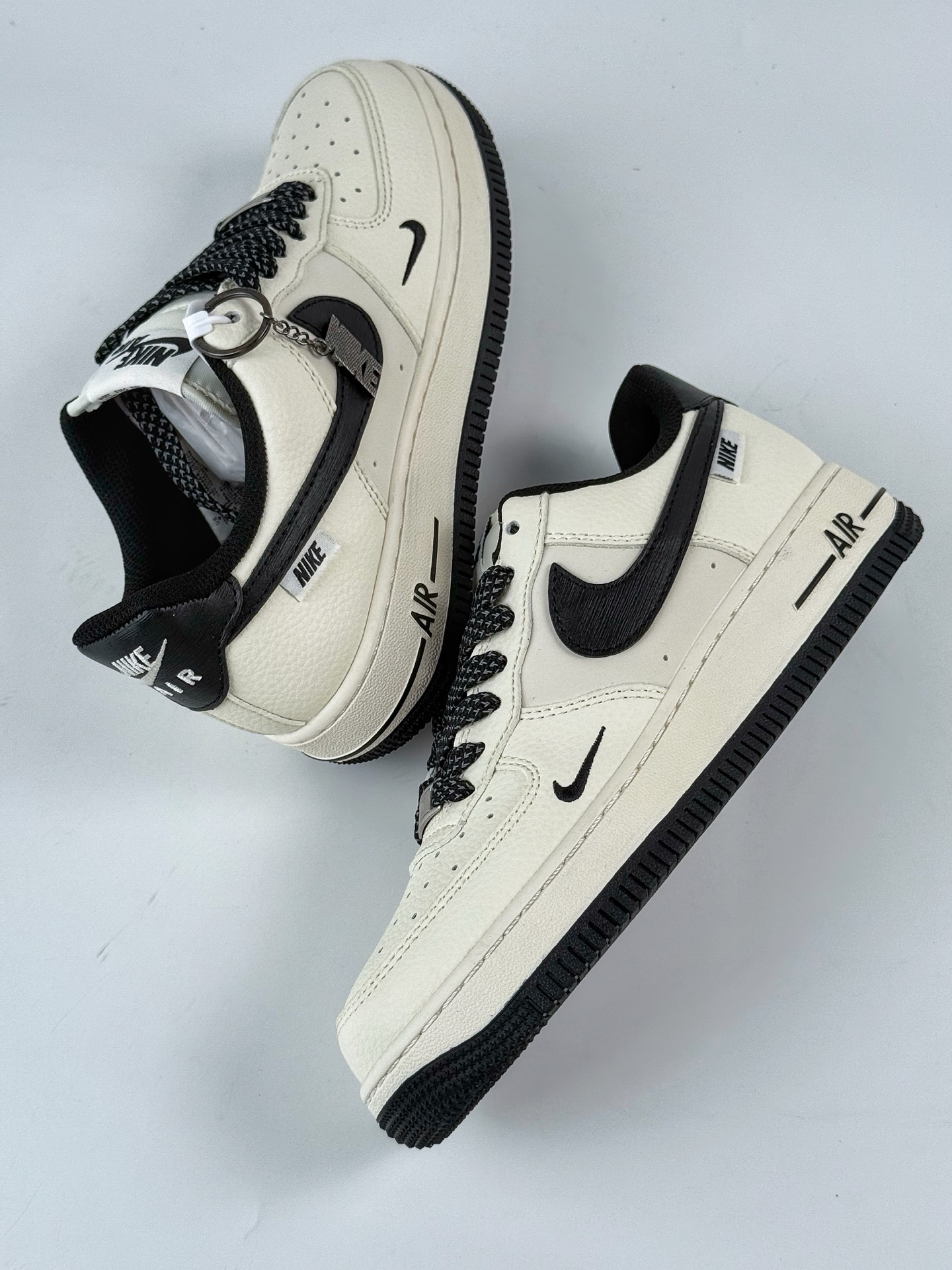 Nike Air Force 1 Low 07 x NIKE 白黑小勾  SM6668-105