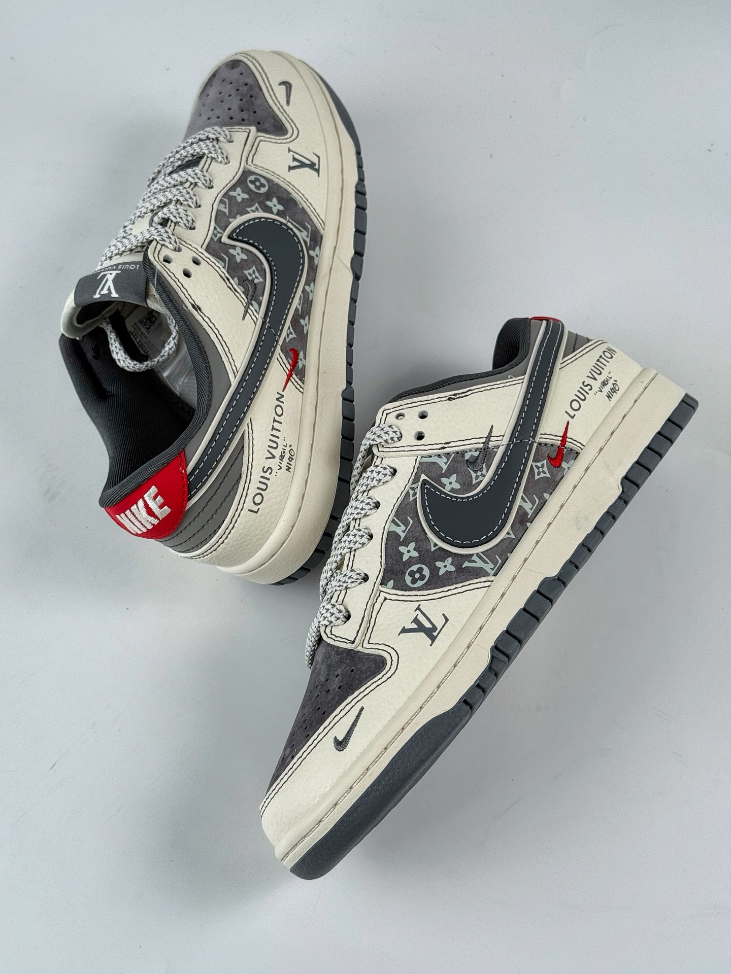 Nike SB Dunk Low x Louis Vuitton 白灰三小勾满天星 YX5066-367