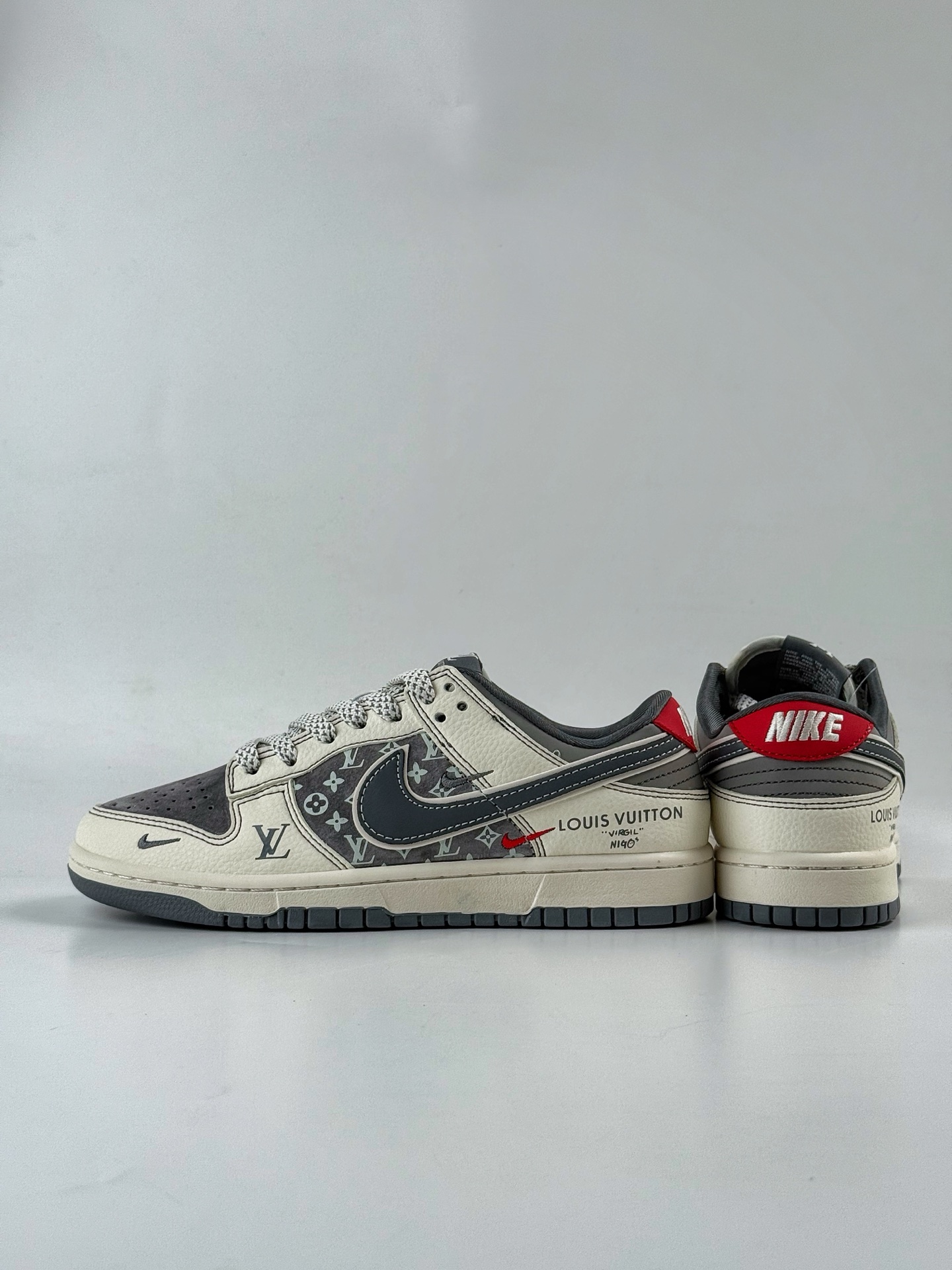 Nike SB Dunk Low x Louis Vuitton 白灰三小勾满天星 YX5066-367