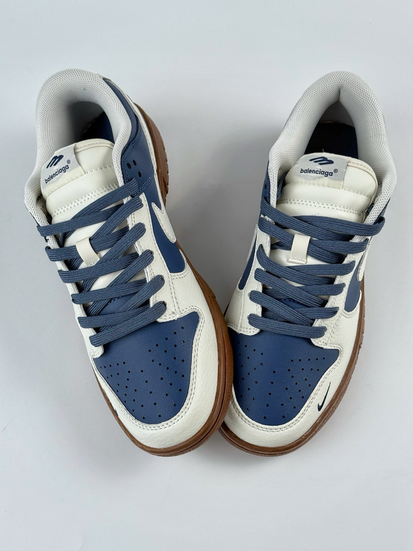Nike SB Dunk Low x Balenciaga 白蓝小勾 FX1588-315