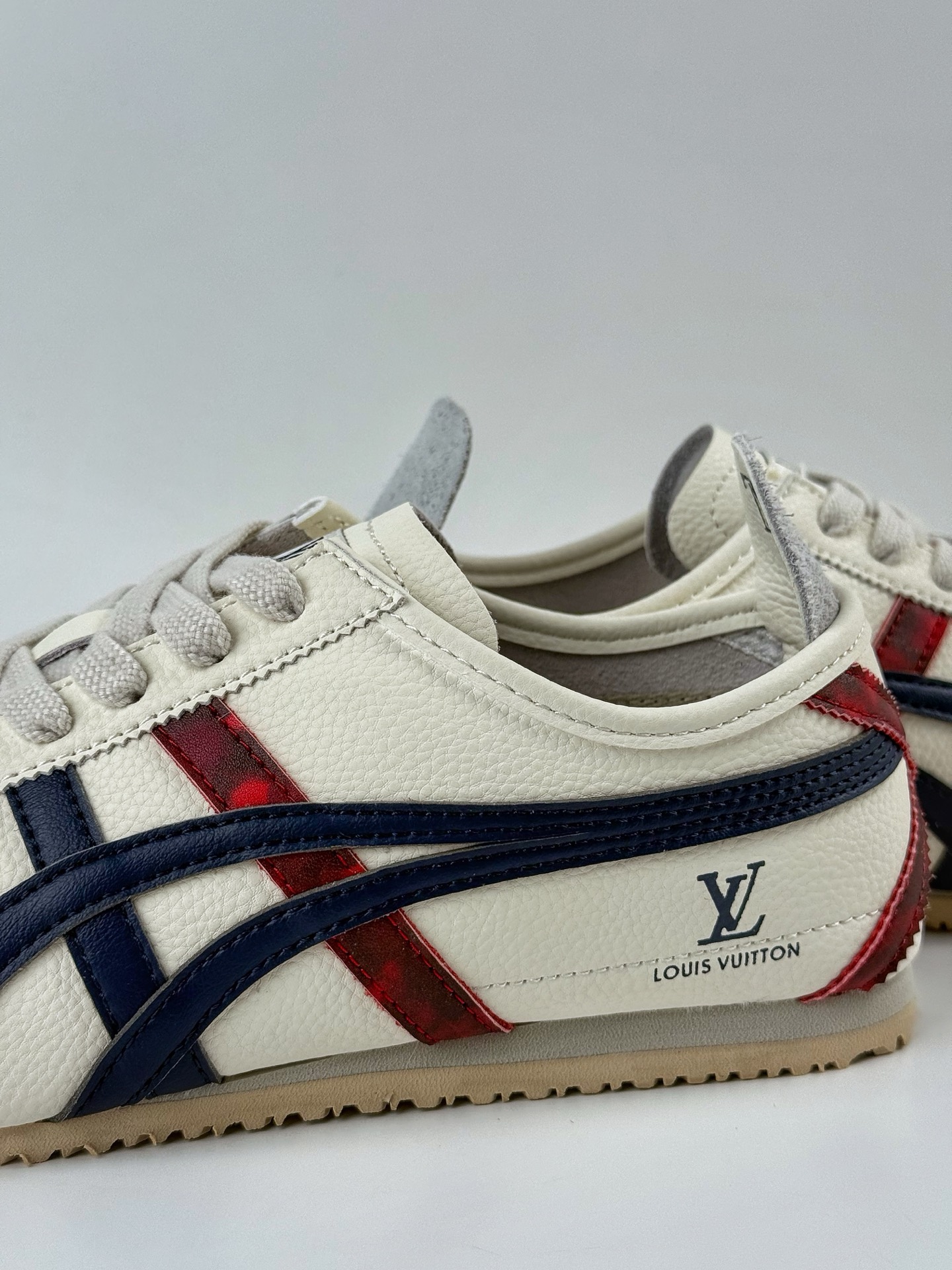 Onitsuka Tiger Mexico 66 Paraty x Louis Vuitton 百搭单品 板鞋  DL408-145