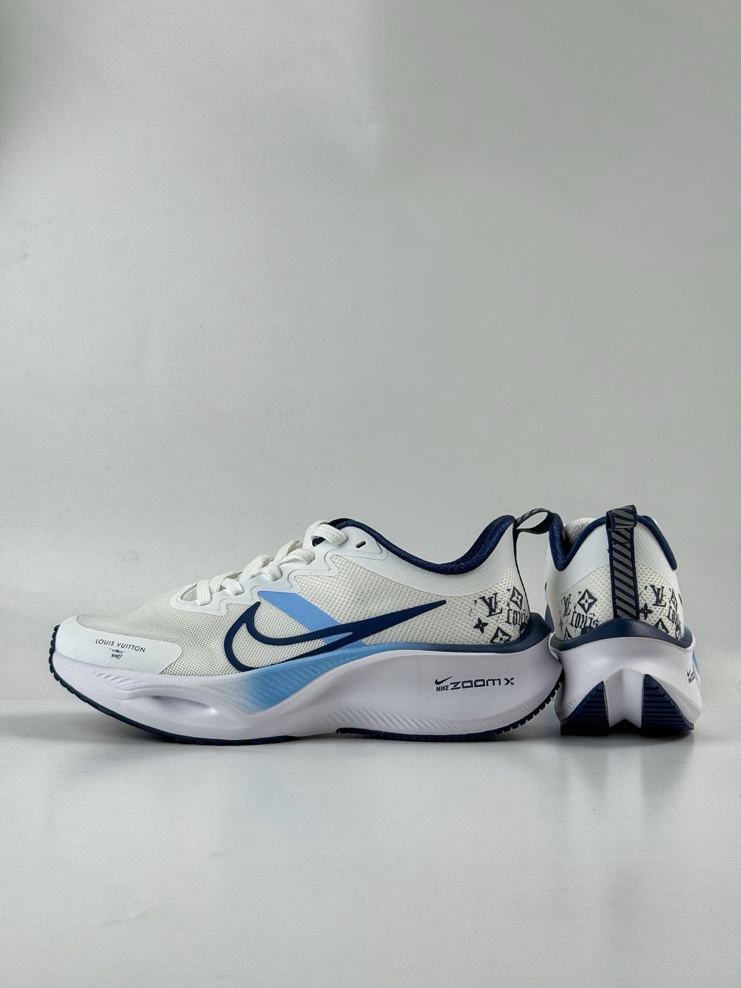 NIKE ZOOM PLUS x Louis Vuitton 全新跑鞋  CK4318-008