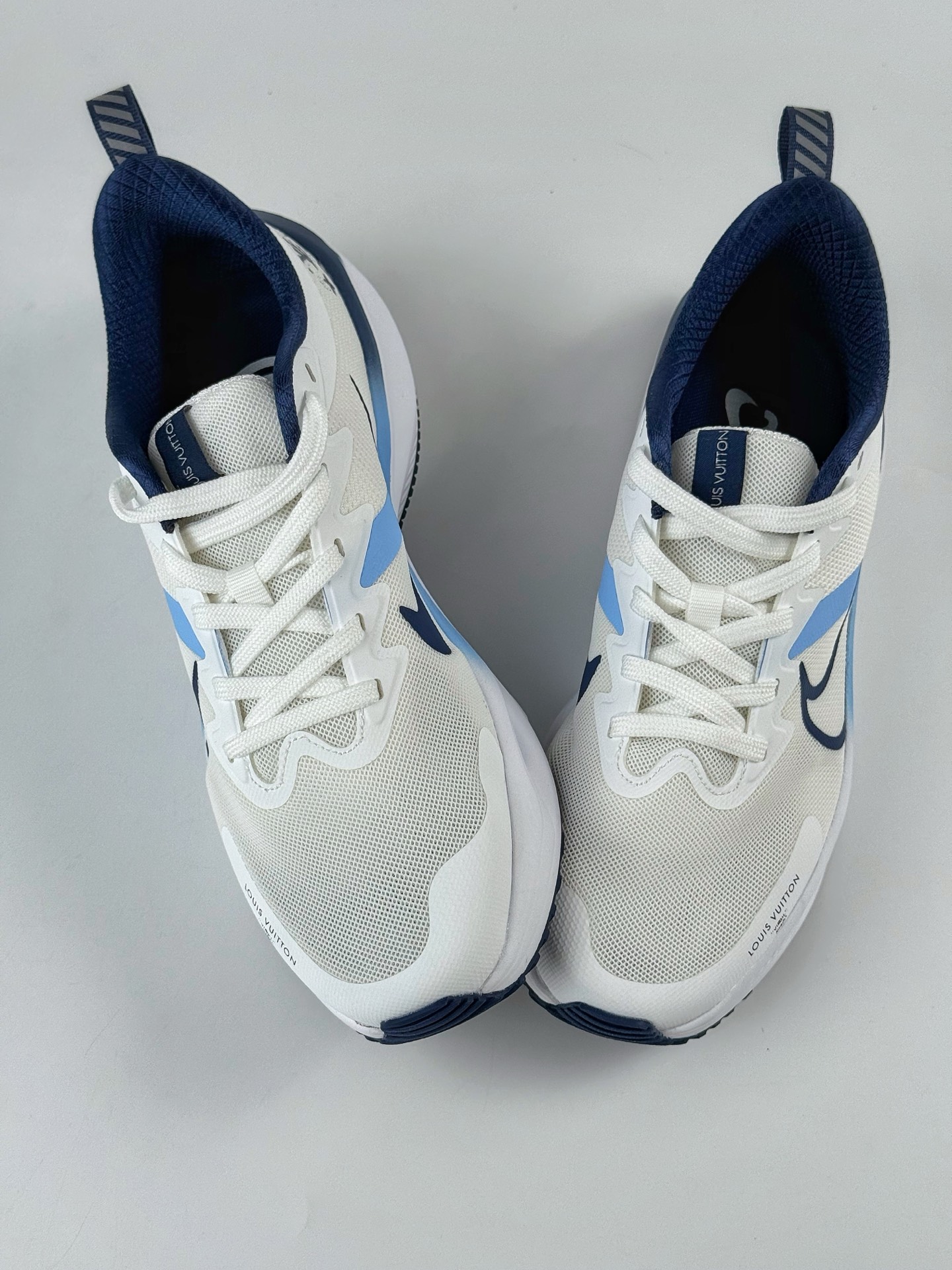 NIKE ZOOM PLUS x Louis Vuitton 全新跑鞋  CK4318-008