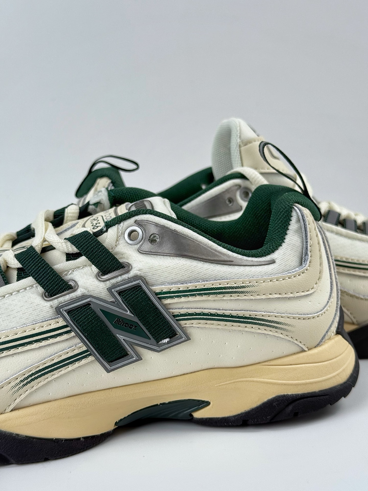 AIME LEON DORE × New Balance RC56系列 新百伦 NB 舒适耐磨 低帮 休闲跑步鞋 URC56AL1