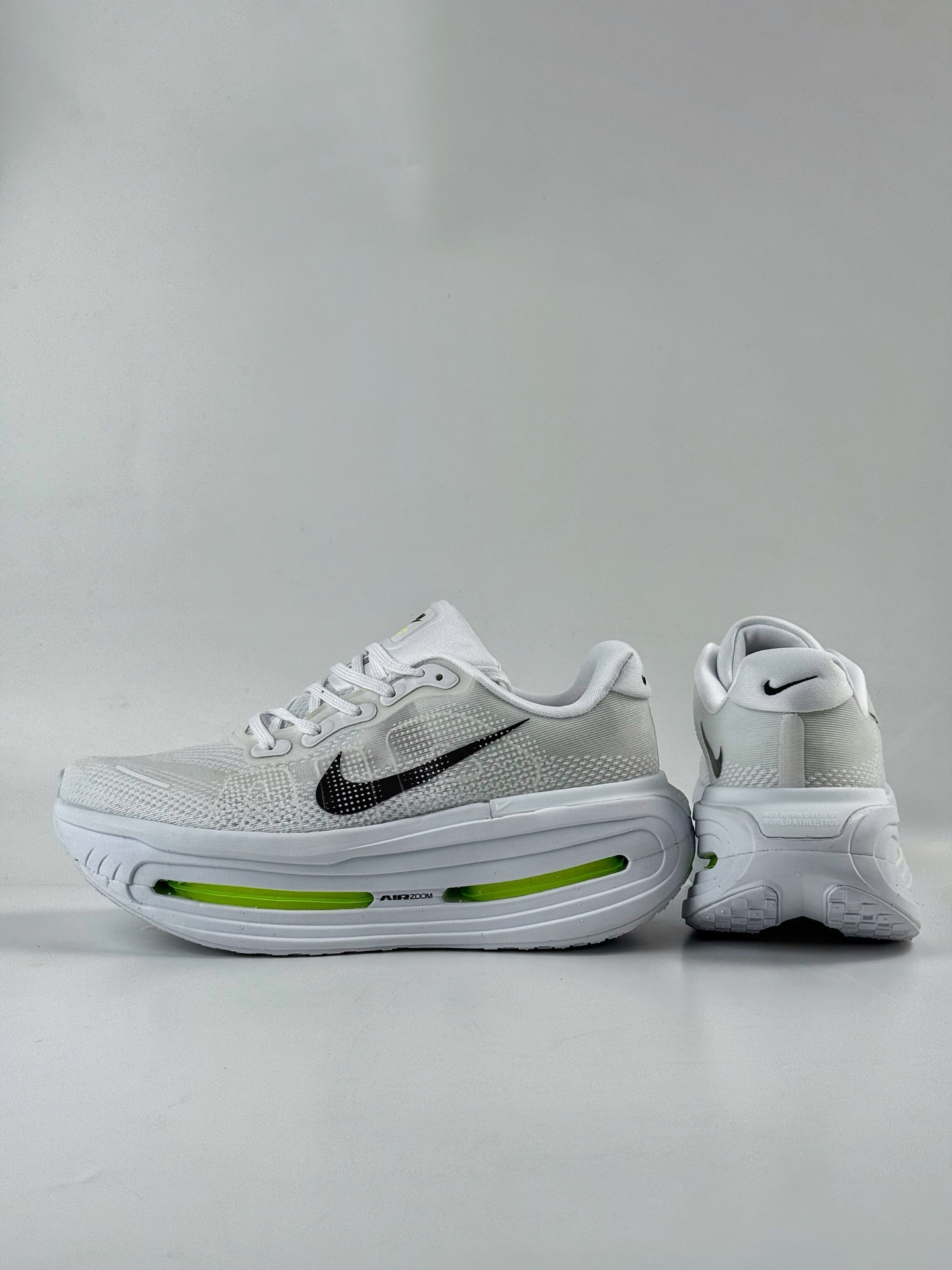 NIKE ZOOM PREMIUM 运动休闲跑鞋 耐克双层厚底  HQ2050-300