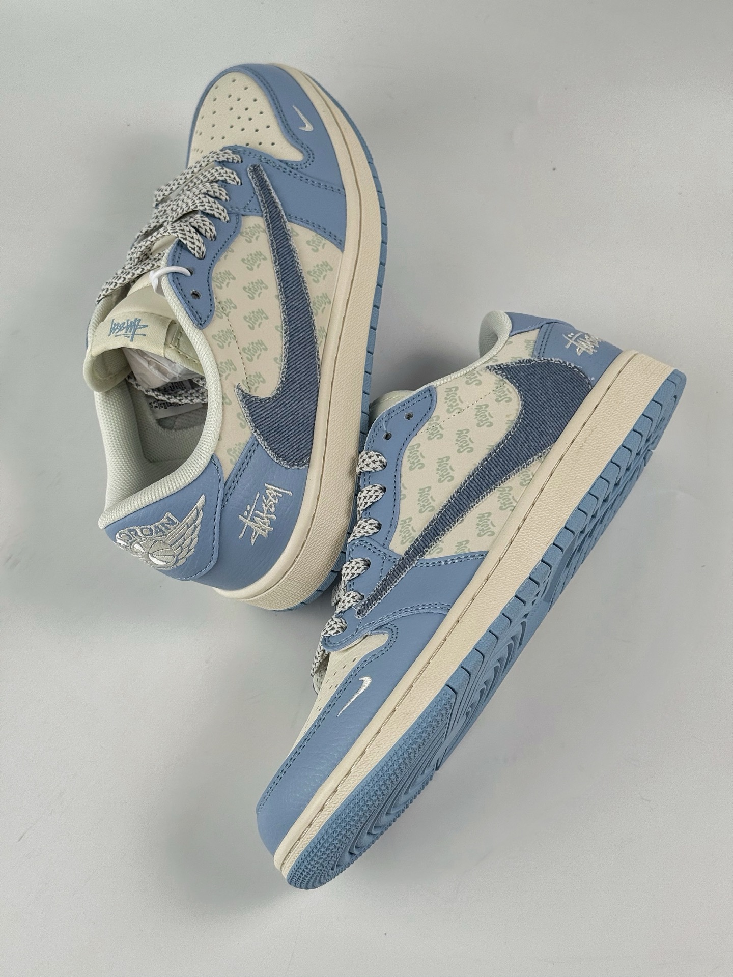 260 Travis Scott x Nike Air Jordan 1 Low x Stussy Air Jordan 1 Low 反转蓝白小勾满天星倒钩 HS8068-037